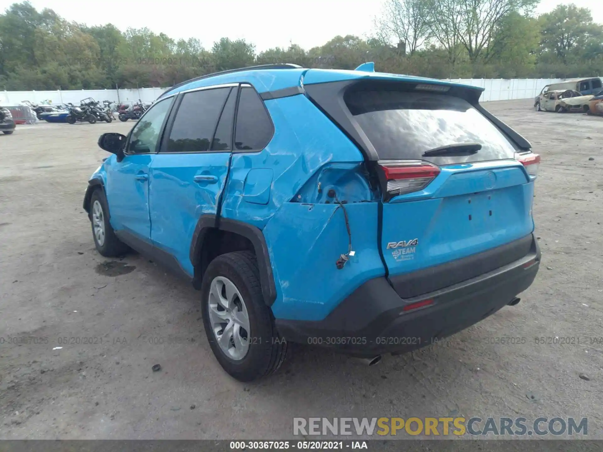 3 Фотография поврежденного автомобиля 2T3H1RFV5KW050592 TOYOTA RAV4 2019