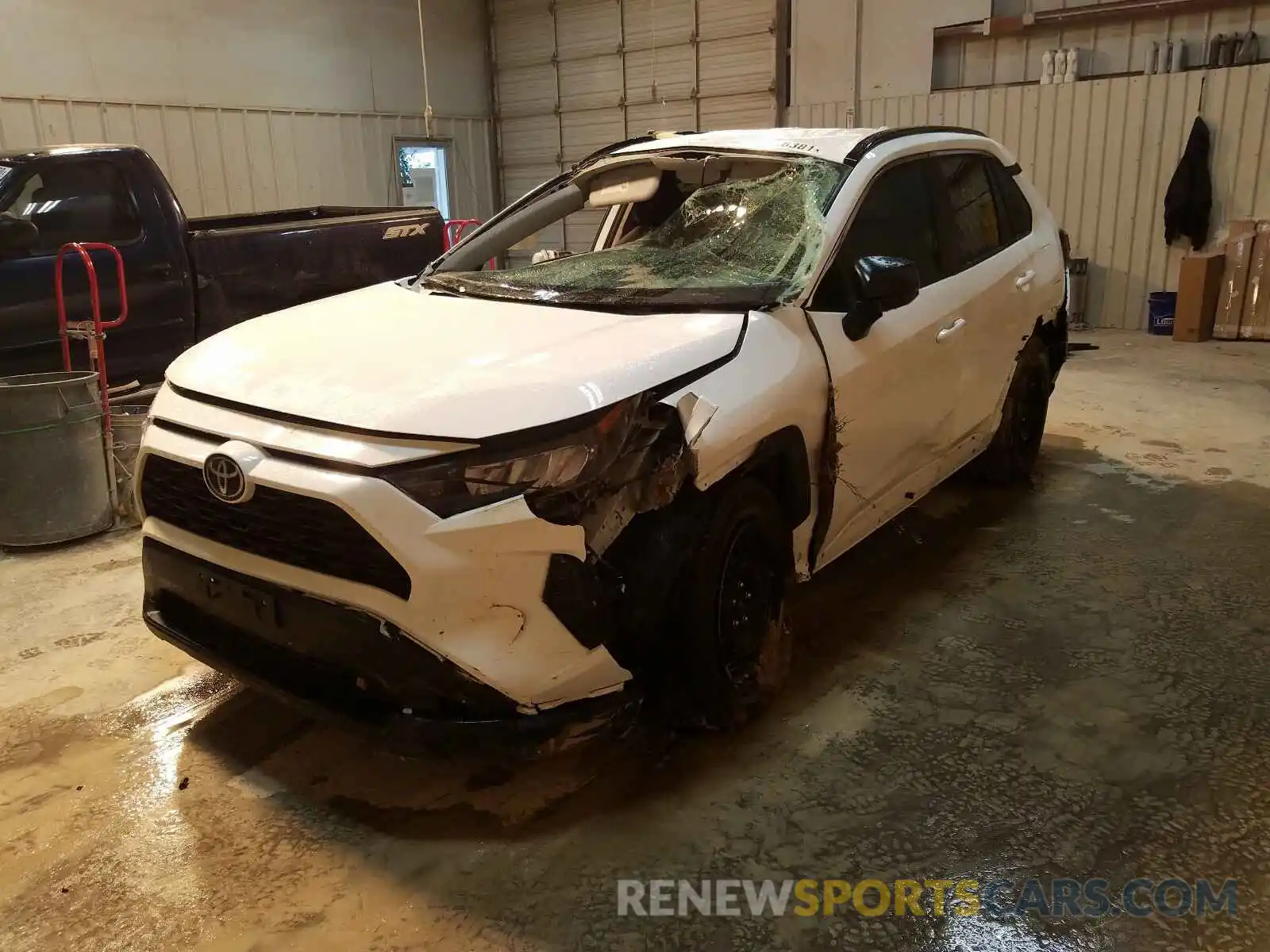 2 Photograph of a damaged car 2T3H1RFV6KC017263 TOYOTA RAV4 2019