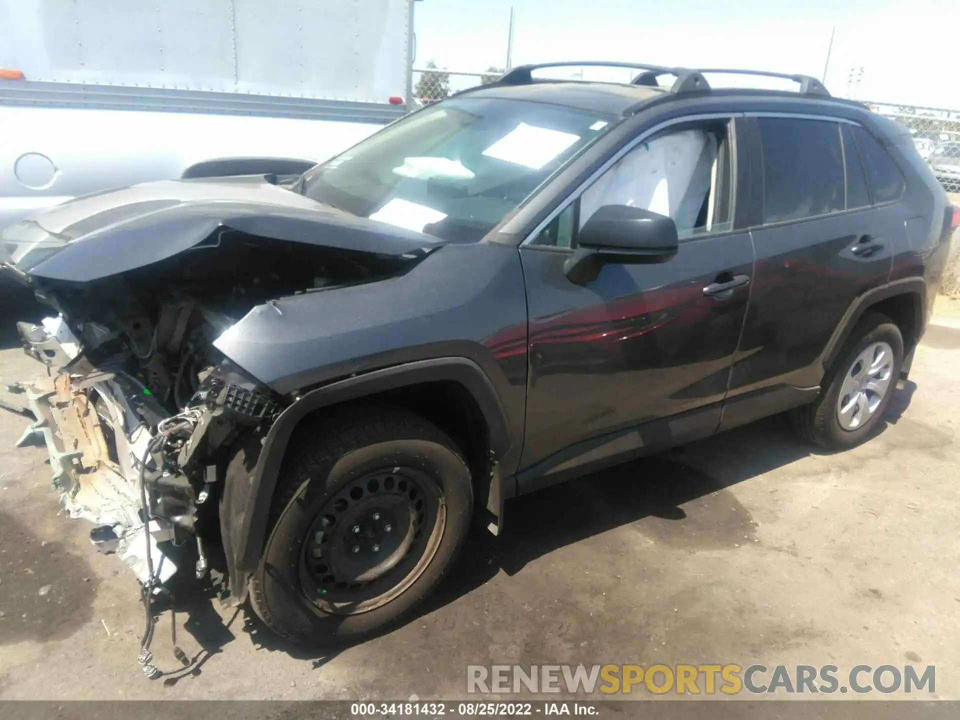 2 Фотография поврежденного автомобиля 2T3H1RFV6KC018848 TOYOTA RAV4 2019