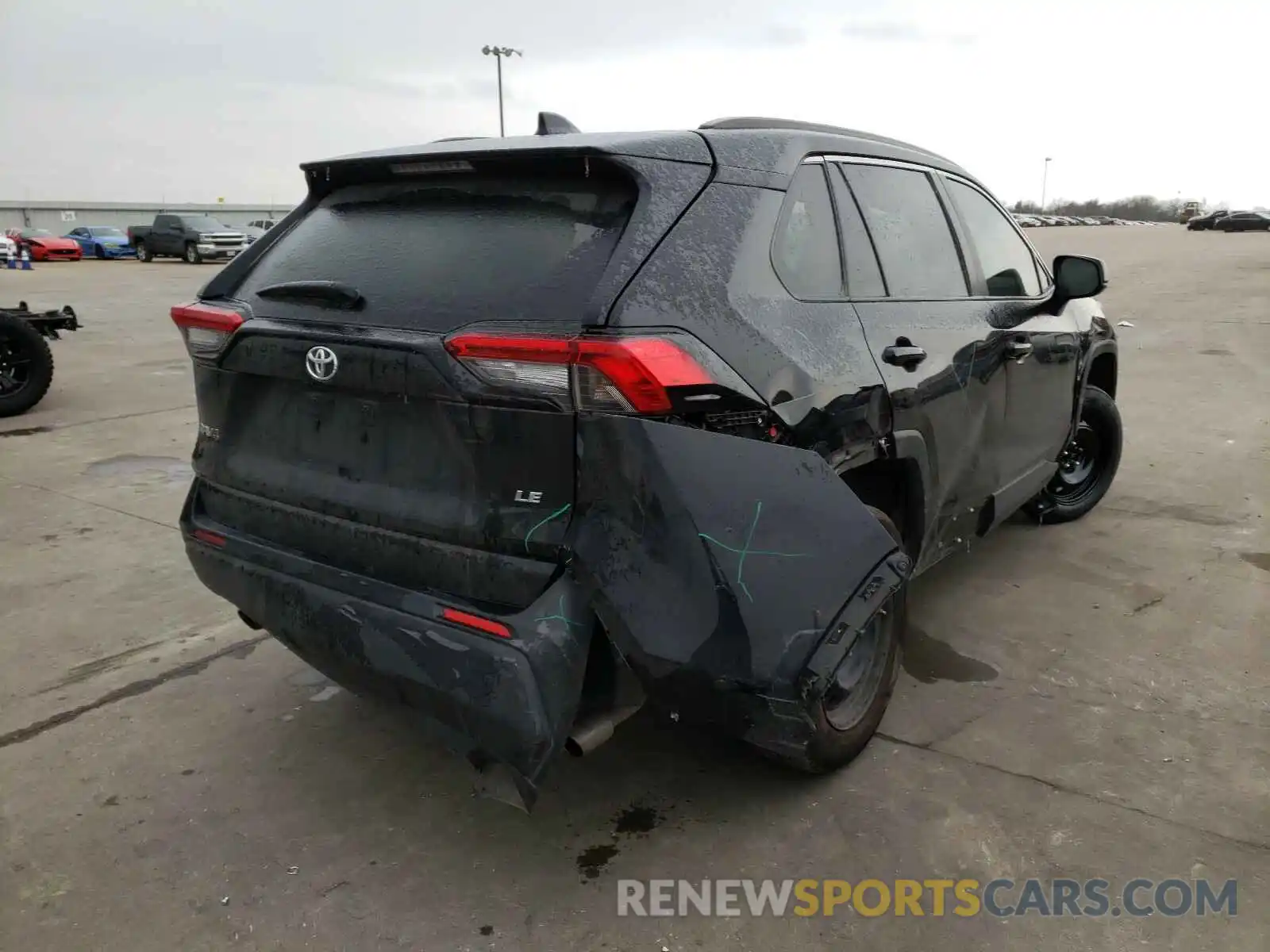4 Photograph of a damaged car 2T3H1RFV6KC019689 TOYOTA RAV4 2019