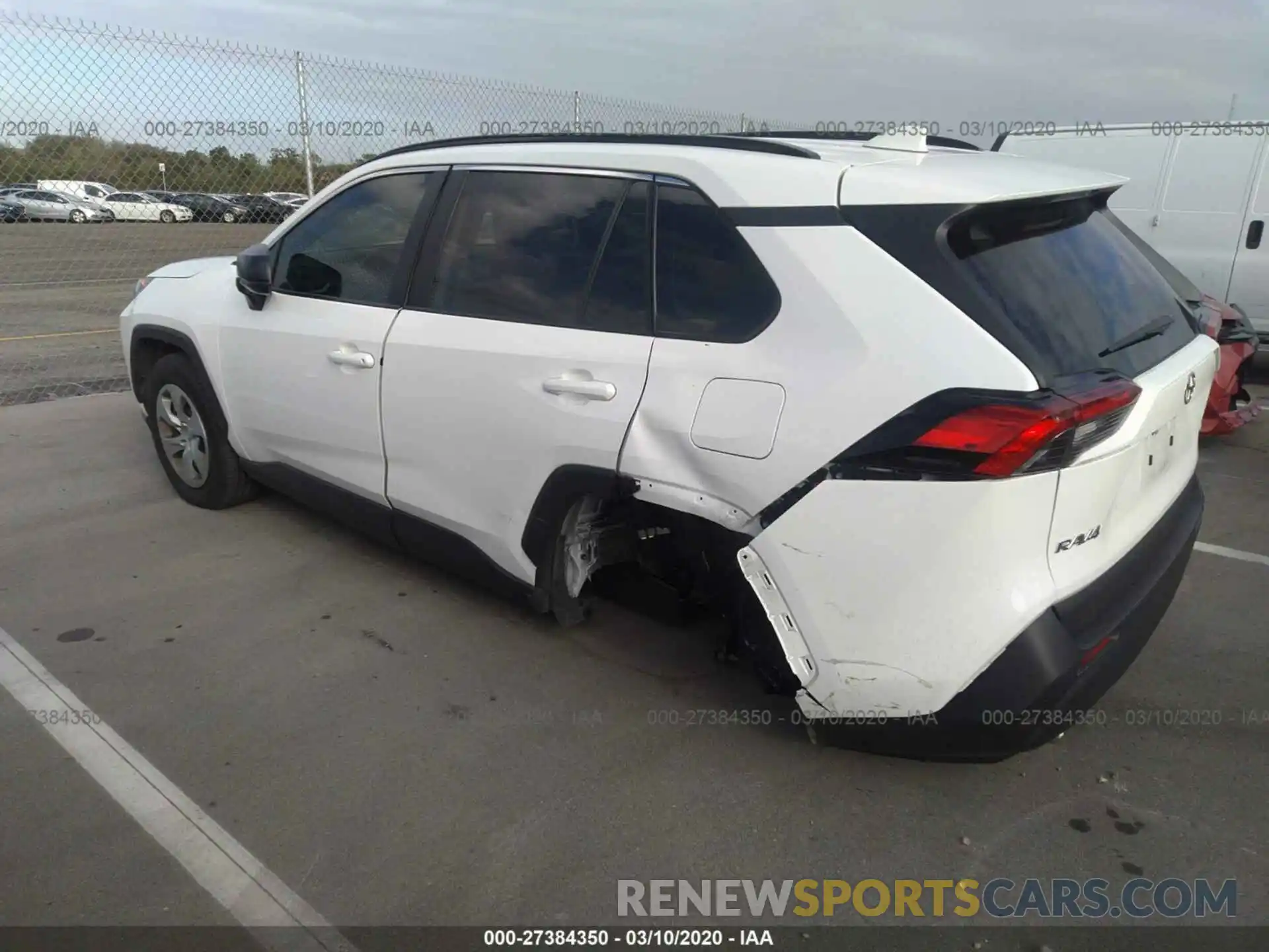 3 Photograph of a damaged car 2T3H1RFV6KC022057 TOYOTA RAV4 2019