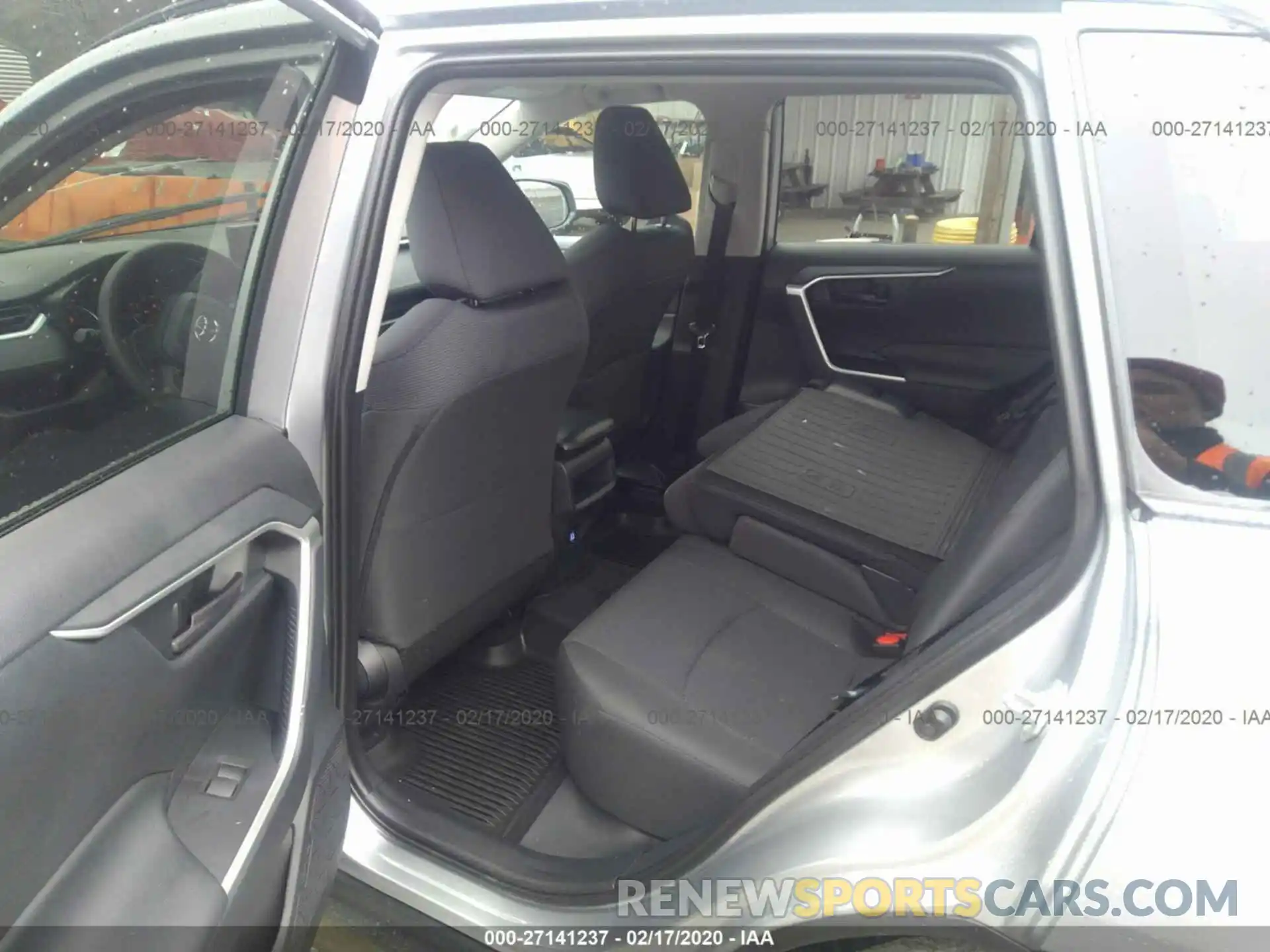 8 Фотография поврежденного автомобиля 2T3H1RFV6KC030482 TOYOTA RAV4 2019