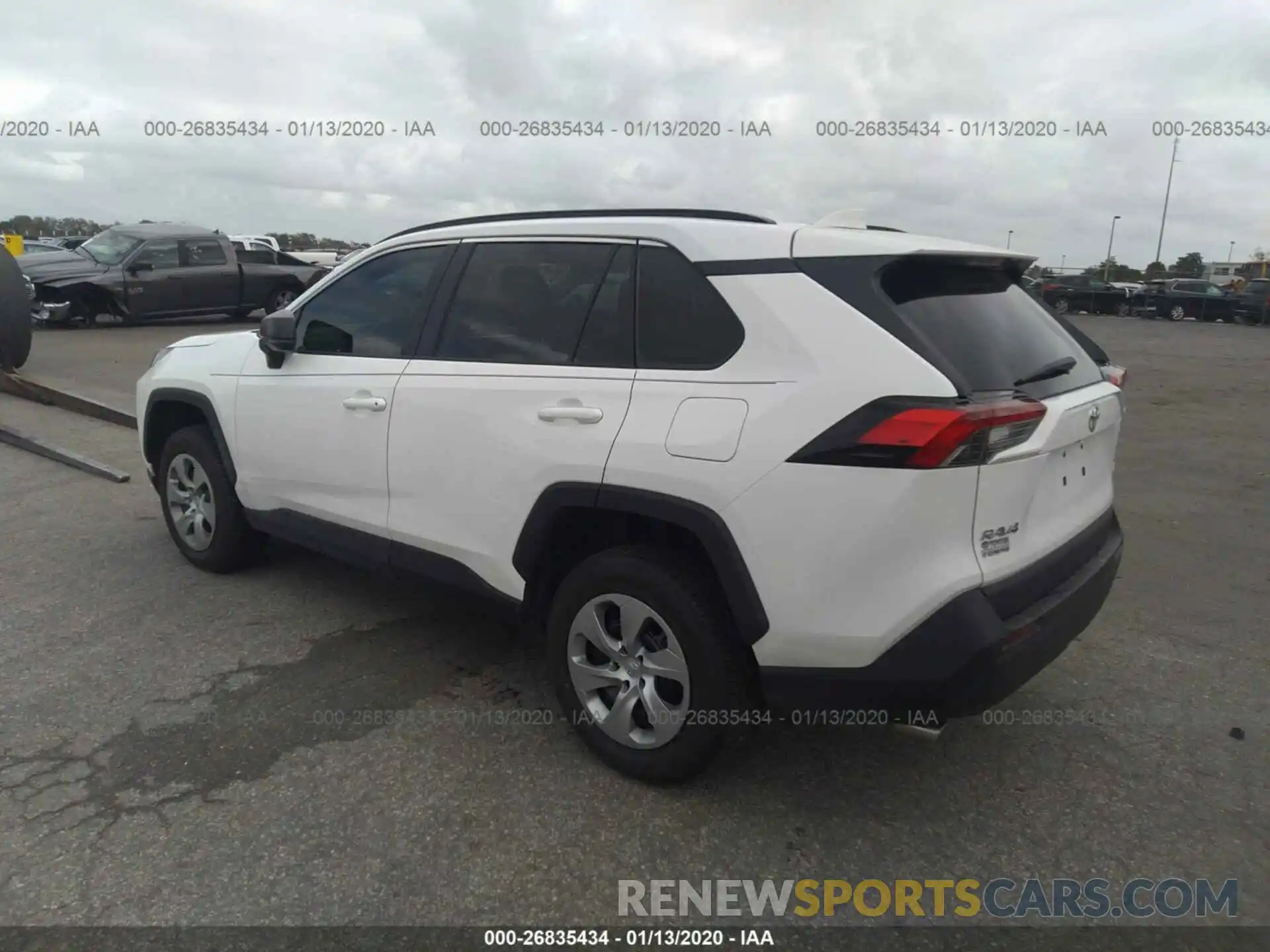 3 Фотография поврежденного автомобиля 2T3H1RFV6KC031759 TOYOTA RAV4 2019