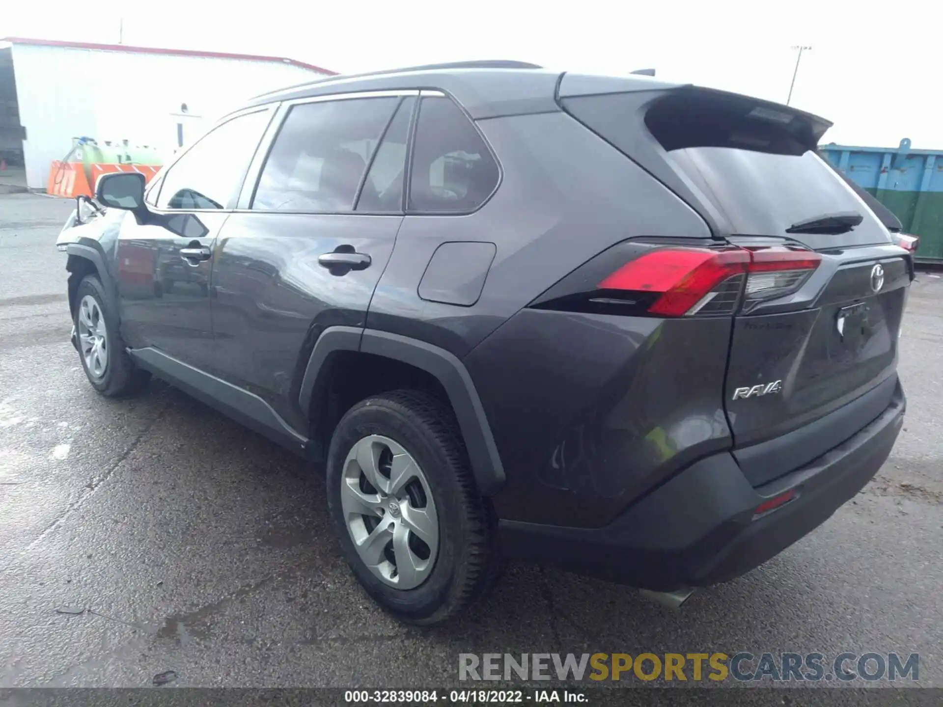 3 Photograph of a damaged car 2T3H1RFV6KW008447 TOYOTA RAV4 2019