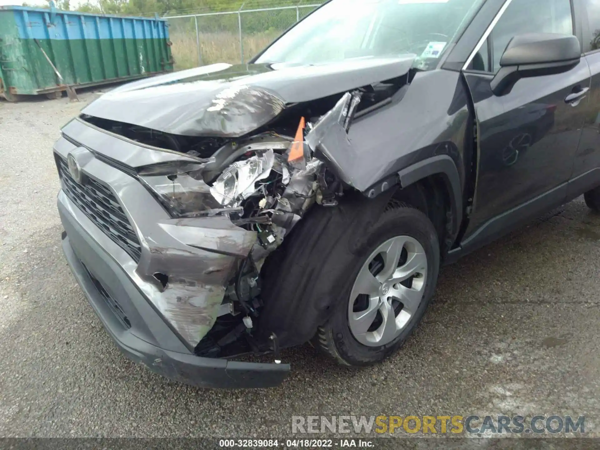 6 Photograph of a damaged car 2T3H1RFV6KW008447 TOYOTA RAV4 2019