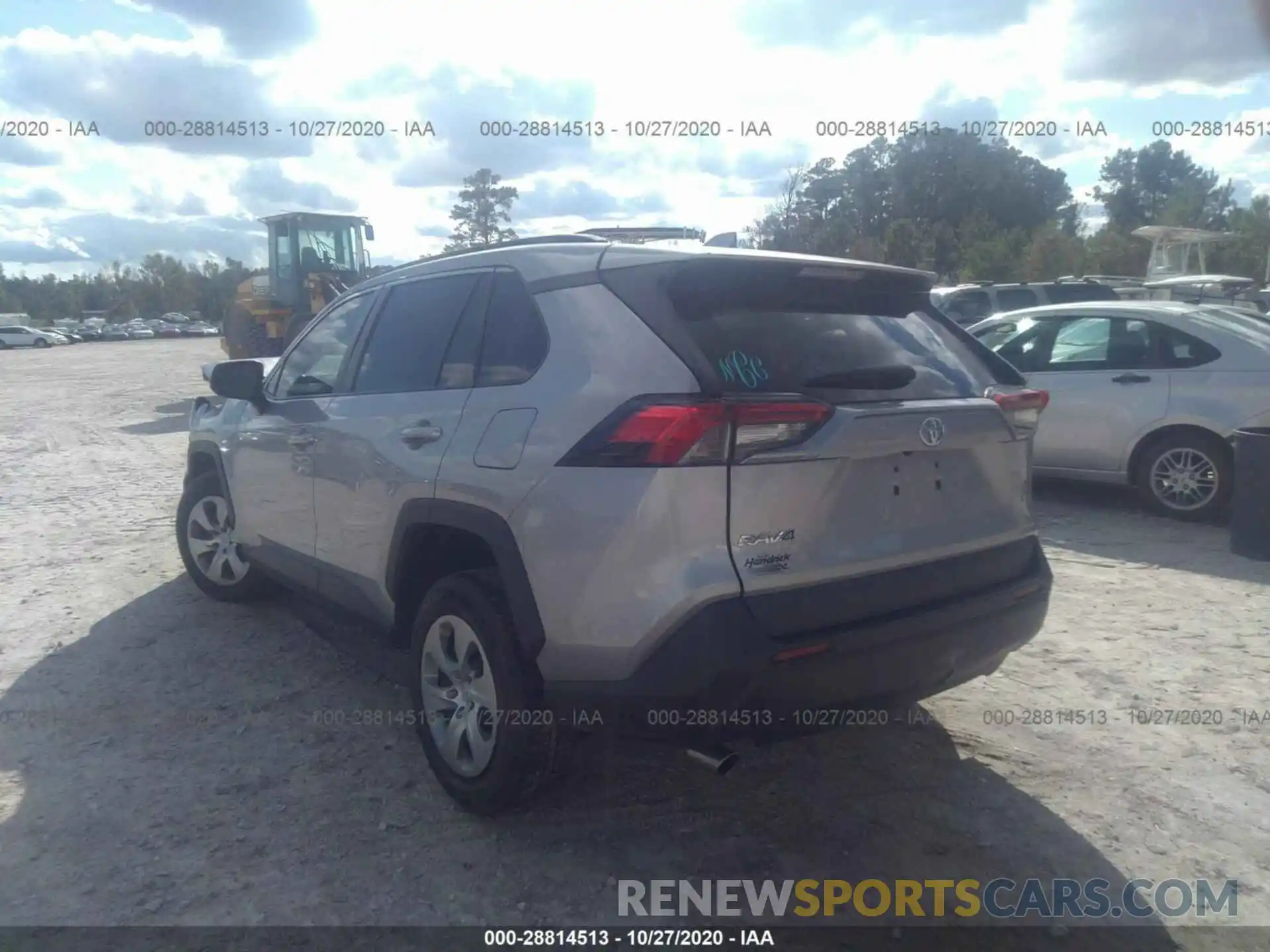 3 Photograph of a damaged car 2T3H1RFV6KW011770 TOYOTA RAV4 2019