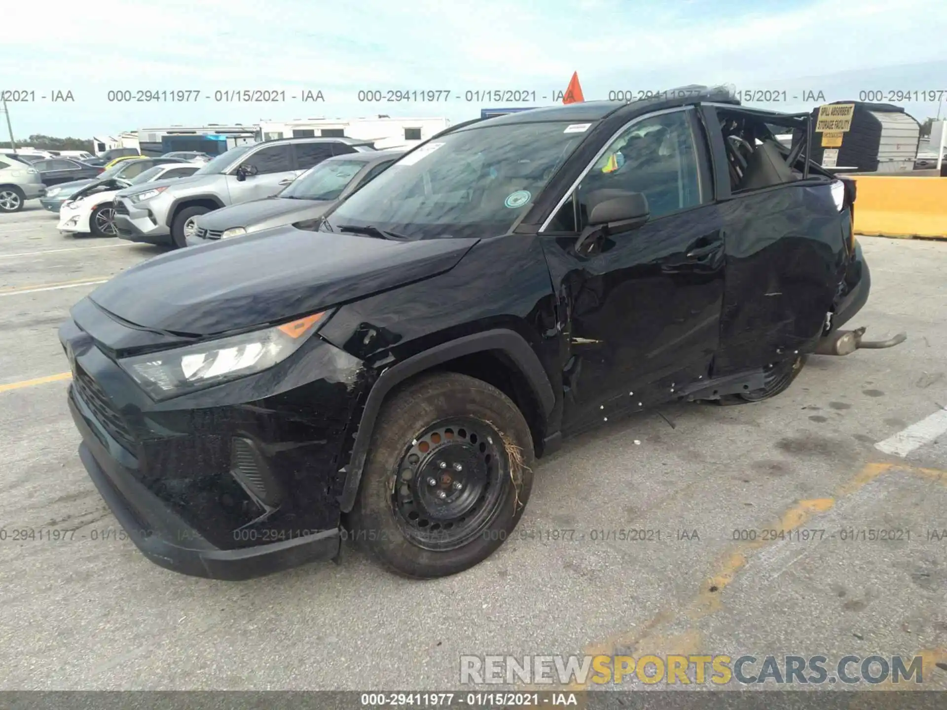 2 Фотография поврежденного автомобиля 2T3H1RFV6KW015978 TOYOTA RAV4 2019