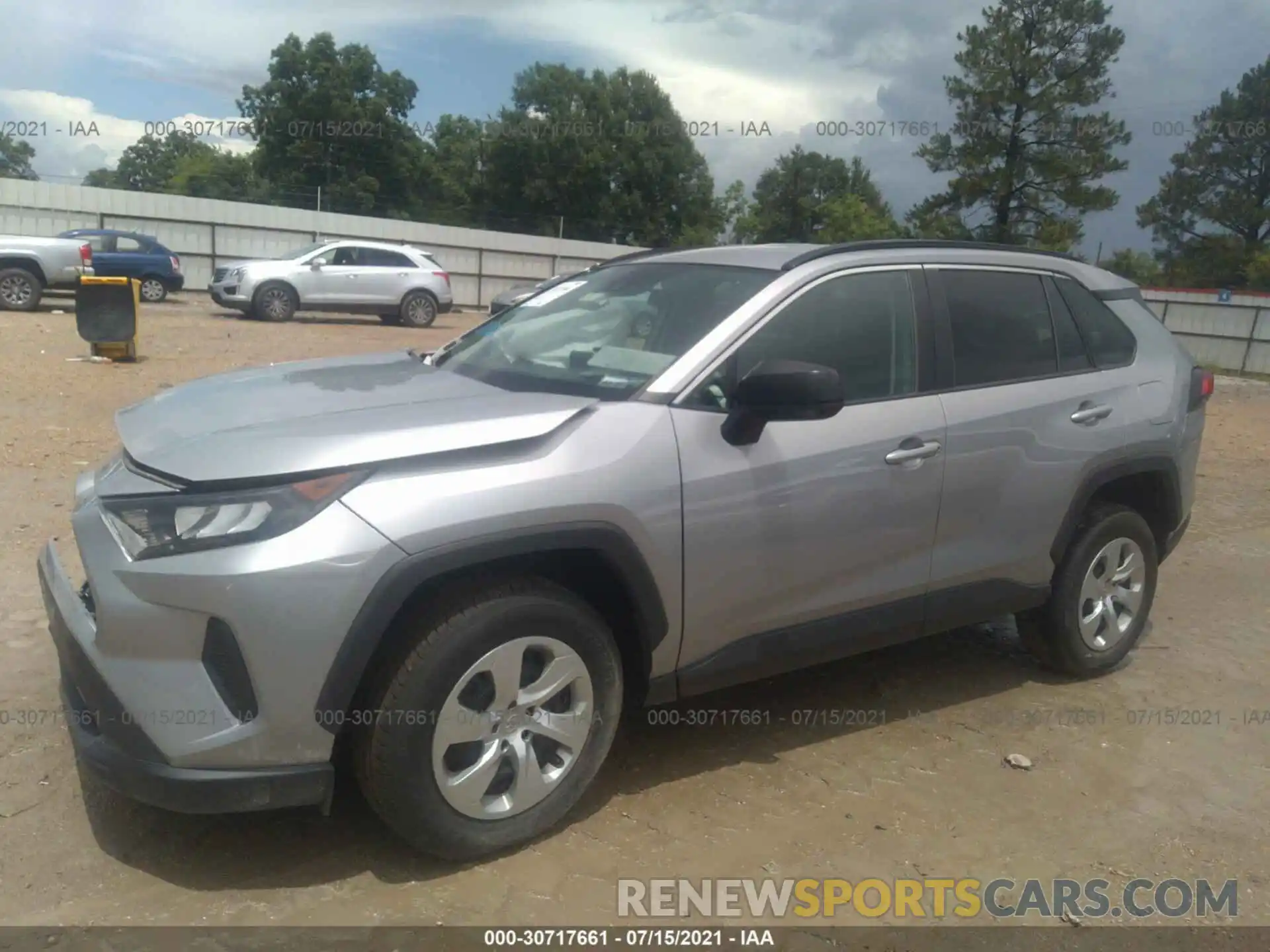 2 Photograph of a damaged car 2T3H1RFV6KW019111 TOYOTA RAV4 2019