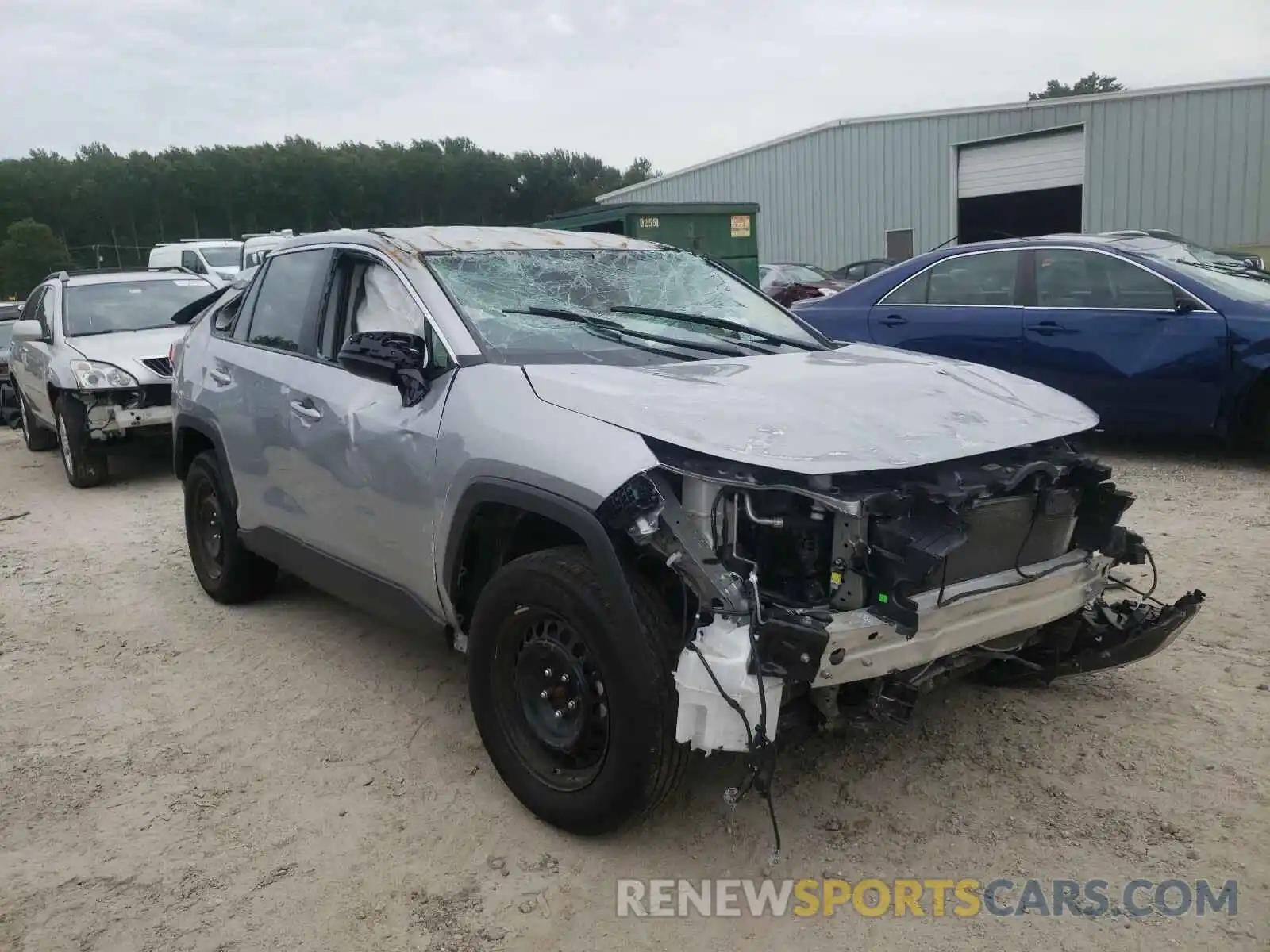 1 Photograph of a damaged car 2T3H1RFV6KW020601 TOYOTA RAV4 2019