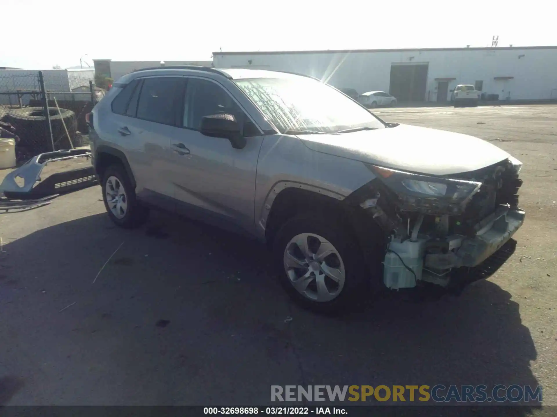 1 Фотография поврежденного автомобиля 2T3H1RFV6KW022591 TOYOTA RAV4 2019