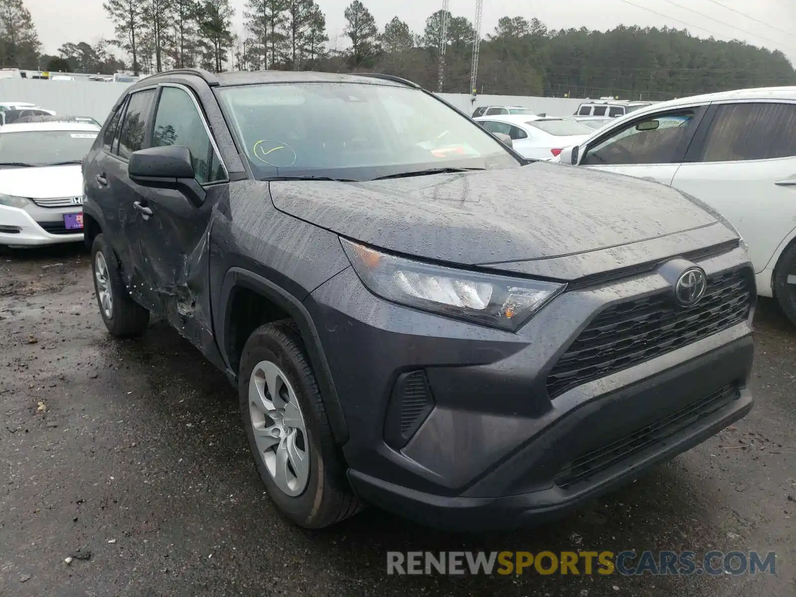 1 Photograph of a damaged car 2T3H1RFV6KW022980 TOYOTA RAV4 2019