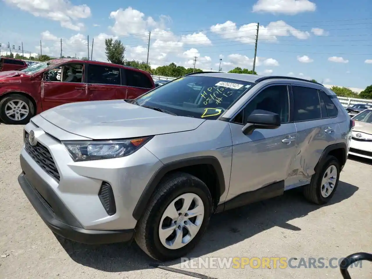 2 Photograph of a damaged car 2T3H1RFV6KW023949 TOYOTA RAV4 2019