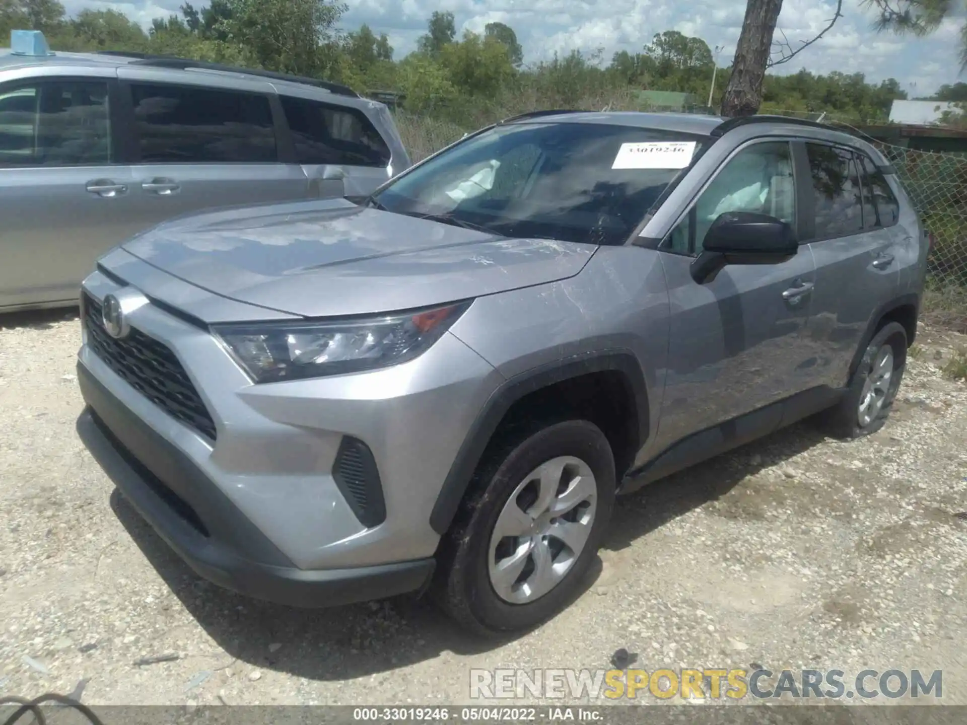 2 Photograph of a damaged car 2T3H1RFV6KW023966 TOYOTA RAV4 2019