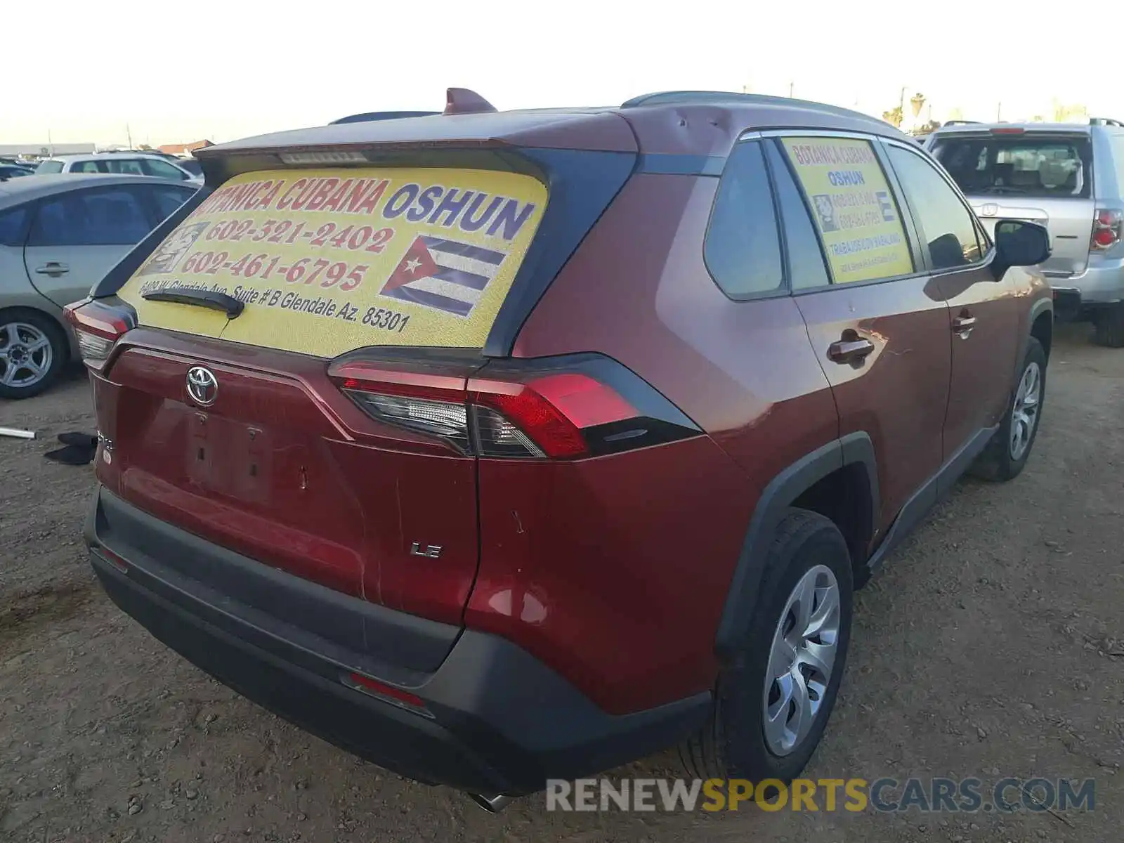 4 Photograph of a damaged car 2T3H1RFV6KW024759 TOYOTA RAV4 2019