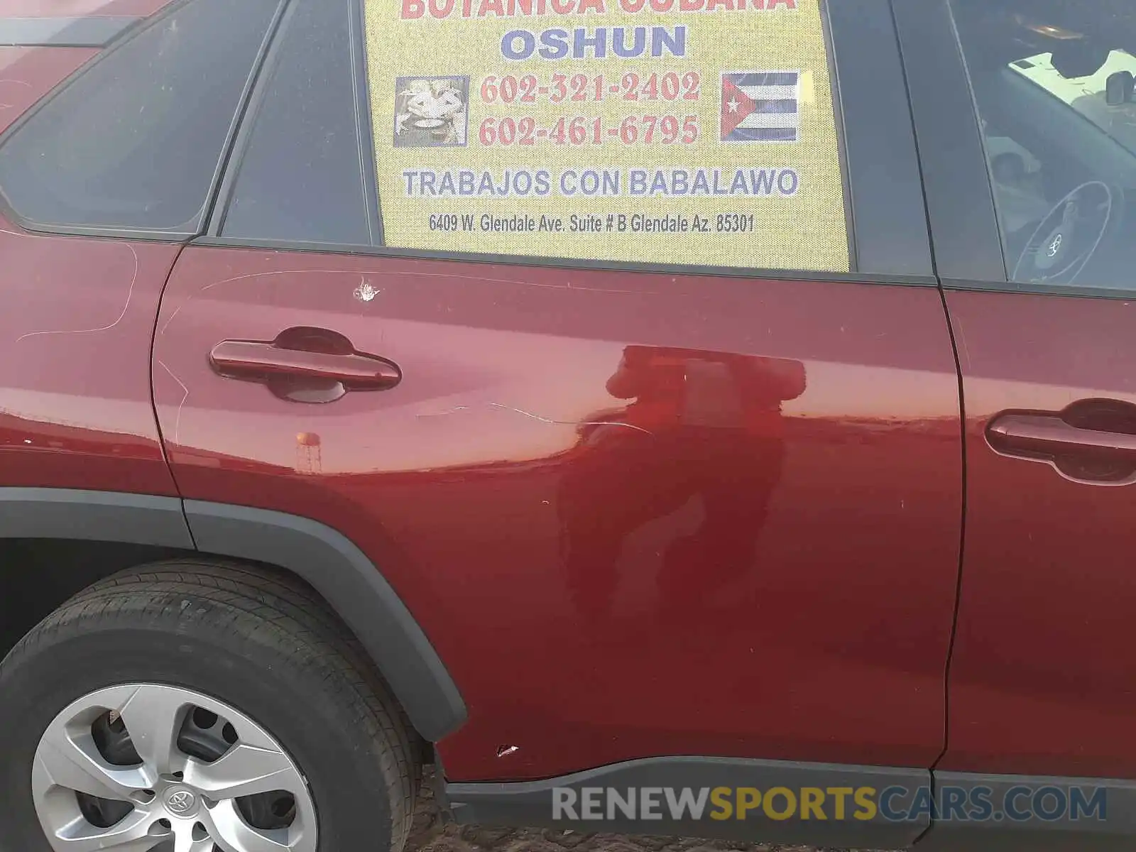 9 Photograph of a damaged car 2T3H1RFV6KW024759 TOYOTA RAV4 2019