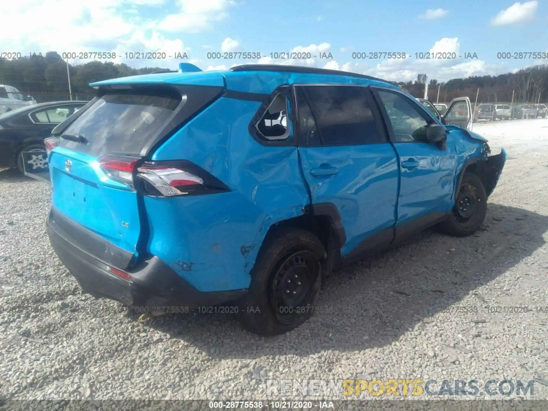 4 Photograph of a damaged car 2T3H1RFV6KW025944 TOYOTA RAV4 2019