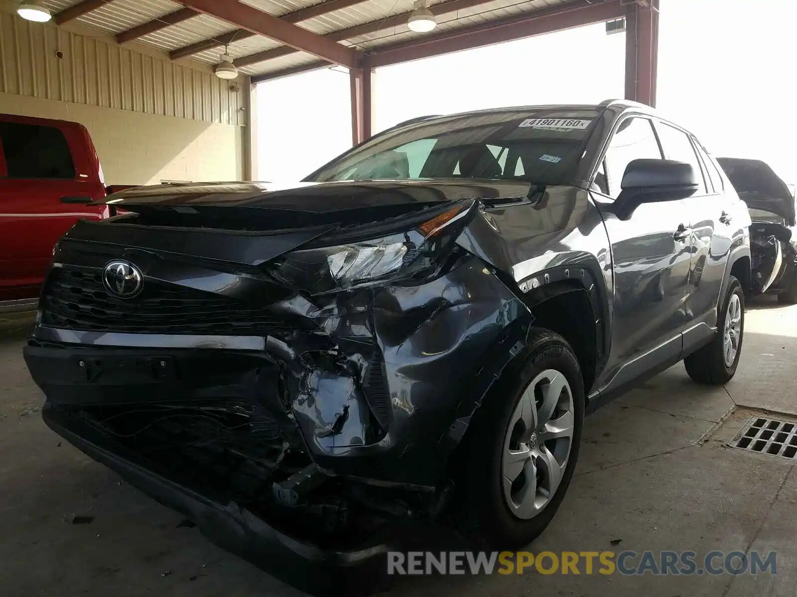 2 Photograph of a damaged car 2T3H1RFV6KW027192 TOYOTA RAV4 2019