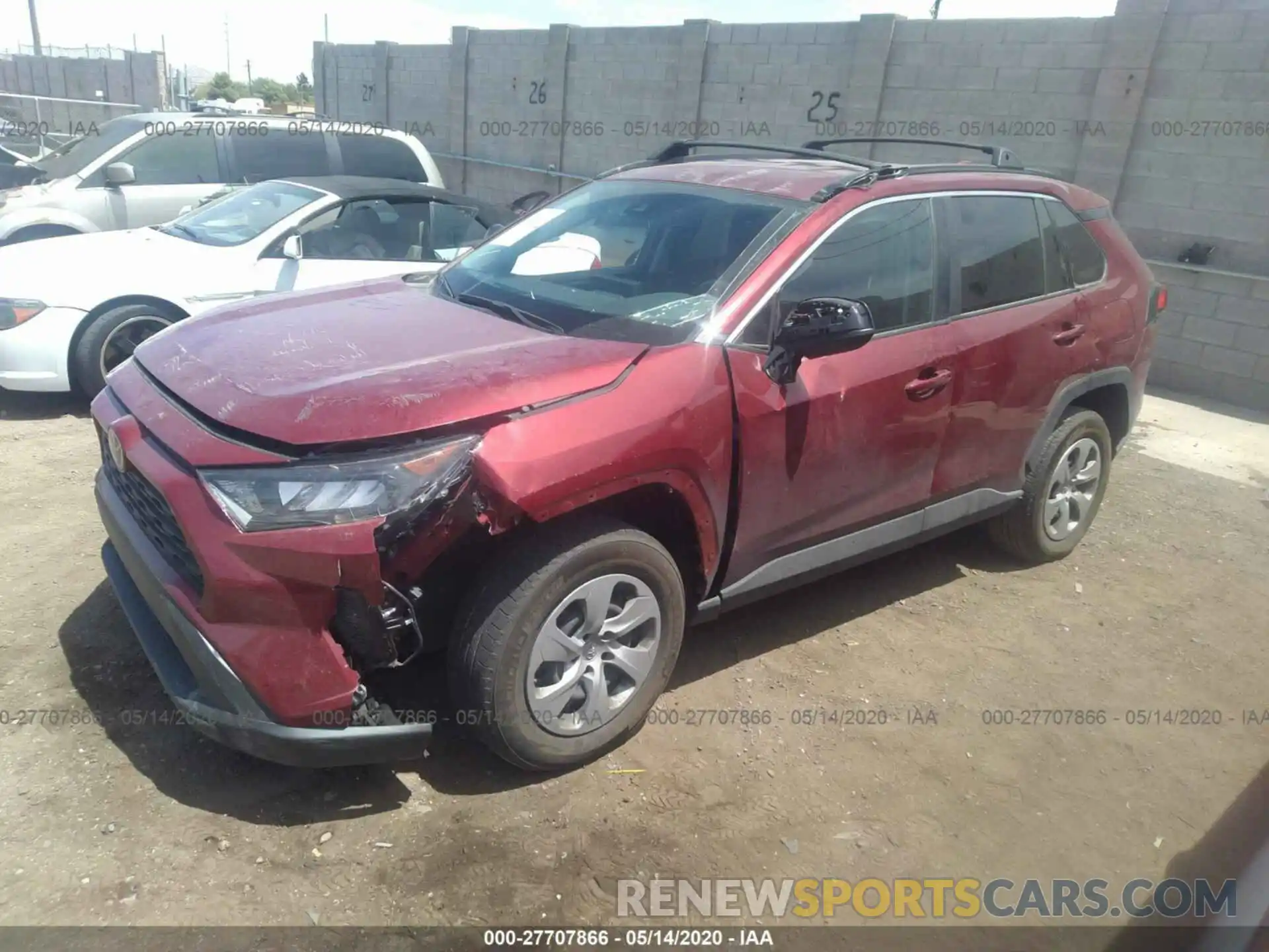 2 Photograph of a damaged car 2T3H1RFV6KW031517 TOYOTA RAV4 2019