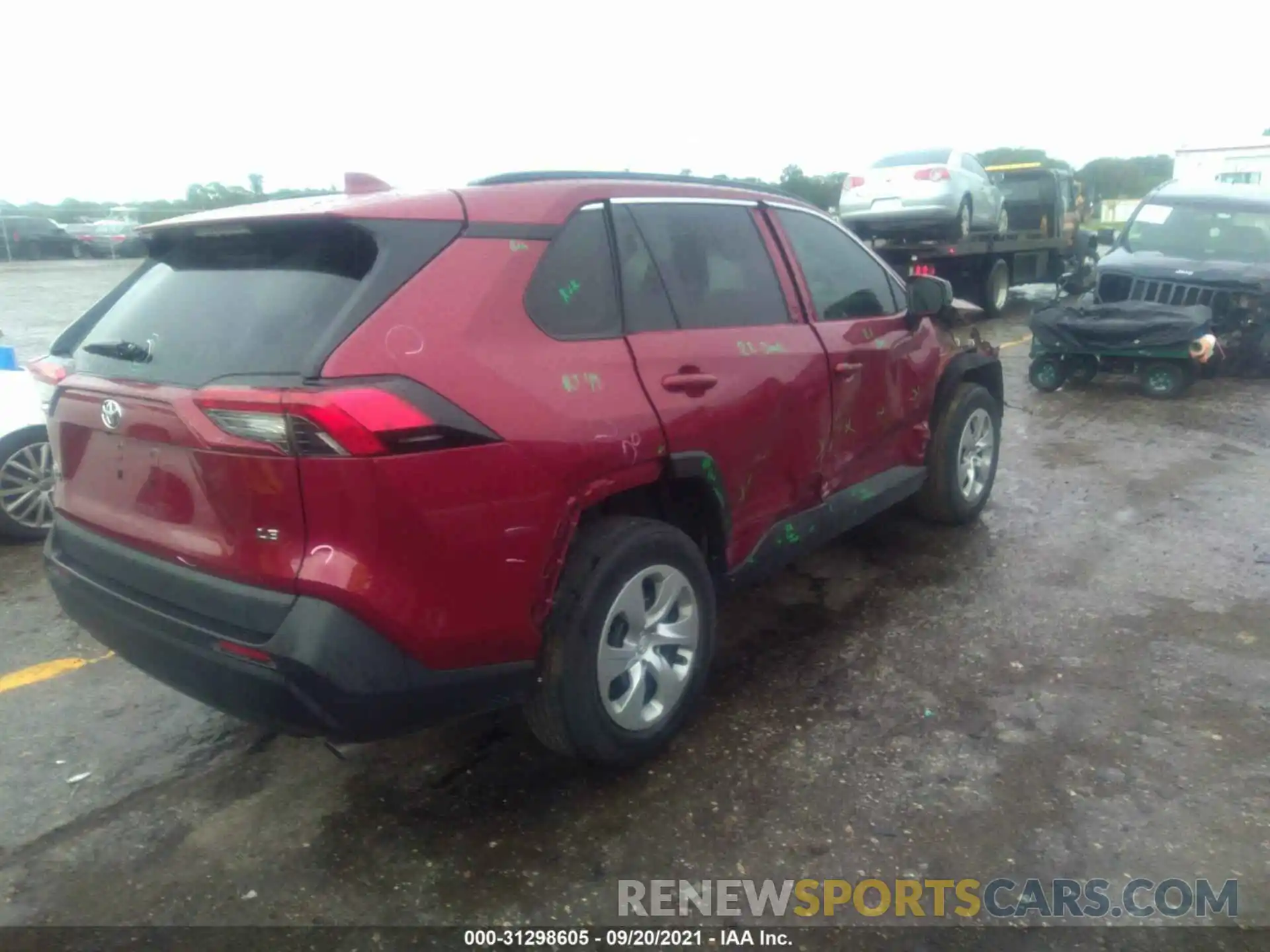 4 Photograph of a damaged car 2T3H1RFV6KW037138 TOYOTA RAV4 2019