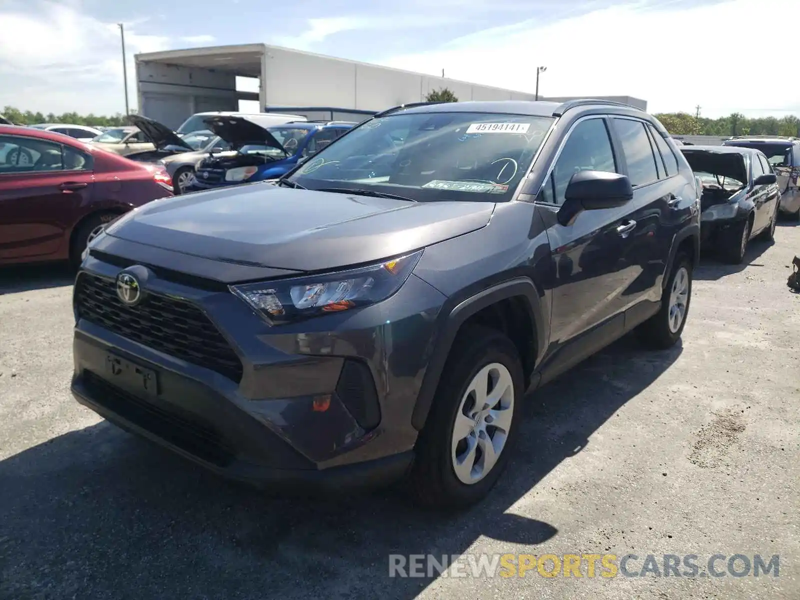 2 Photograph of a damaged car 2T3H1RFV6KW041528 TOYOTA RAV4 2019