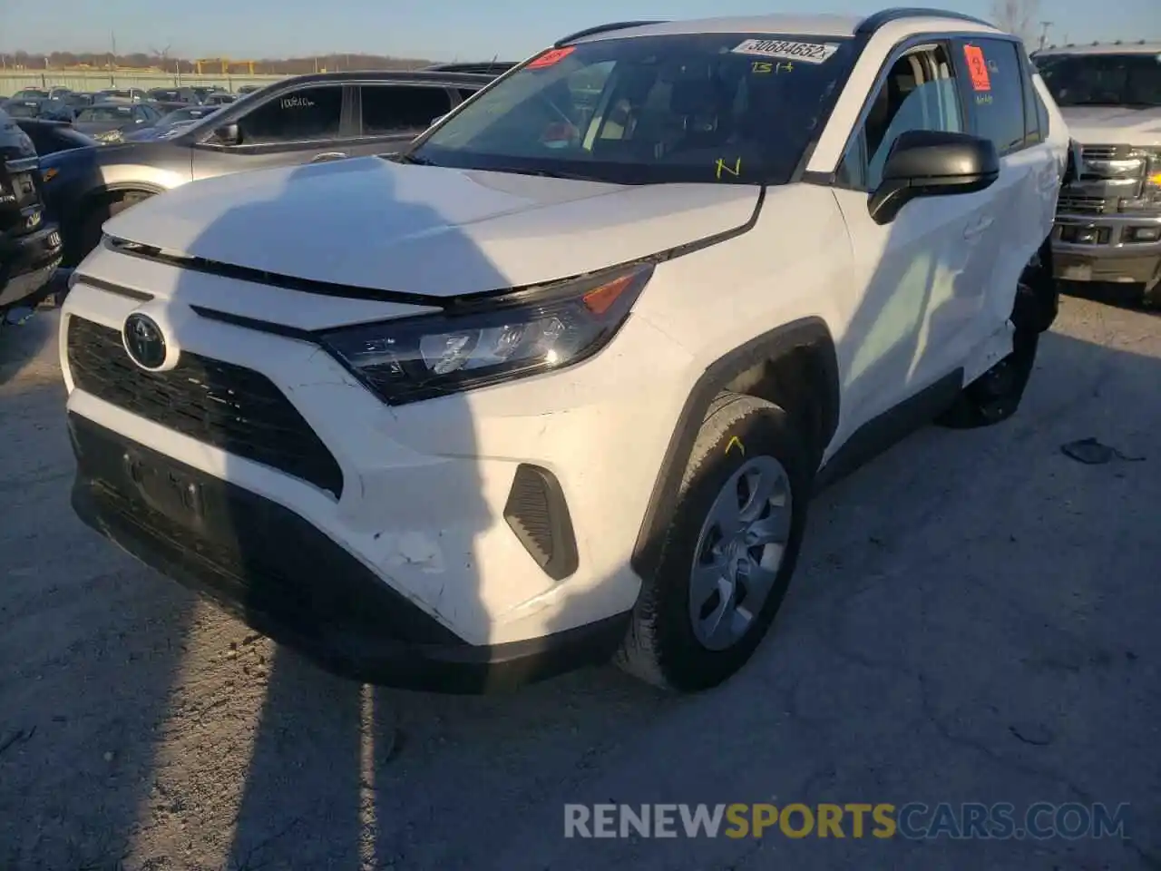 2 Фотография поврежденного автомобиля 2T3H1RFV6KW042596 TOYOTA RAV4 2019