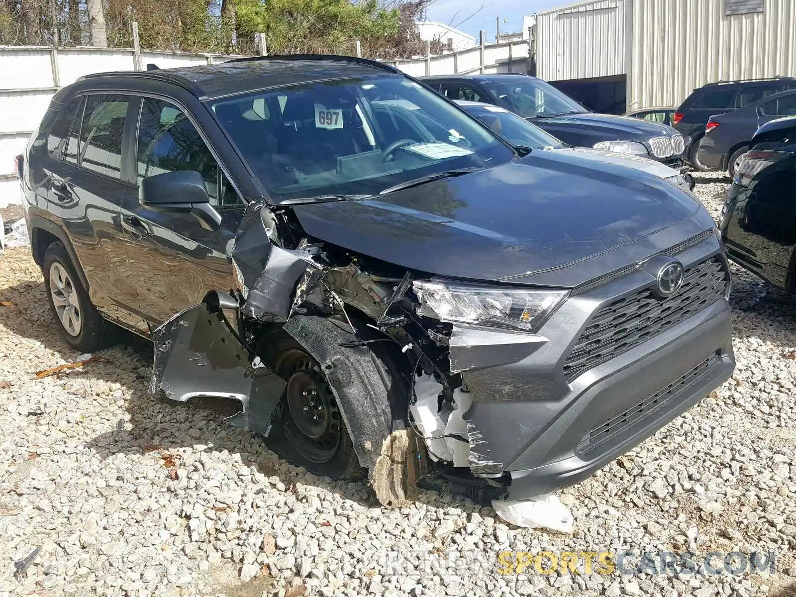 1 Photograph of a damaged car 2T3H1RFV6KW042727 TOYOTA RAV4 2019