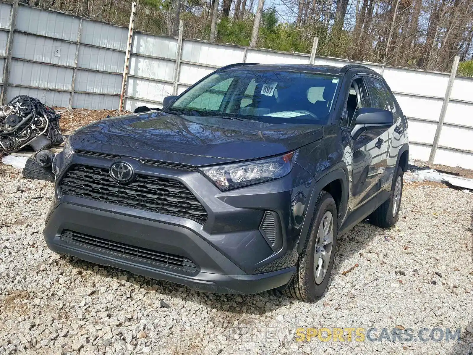 2 Photograph of a damaged car 2T3H1RFV6KW042727 TOYOTA RAV4 2019