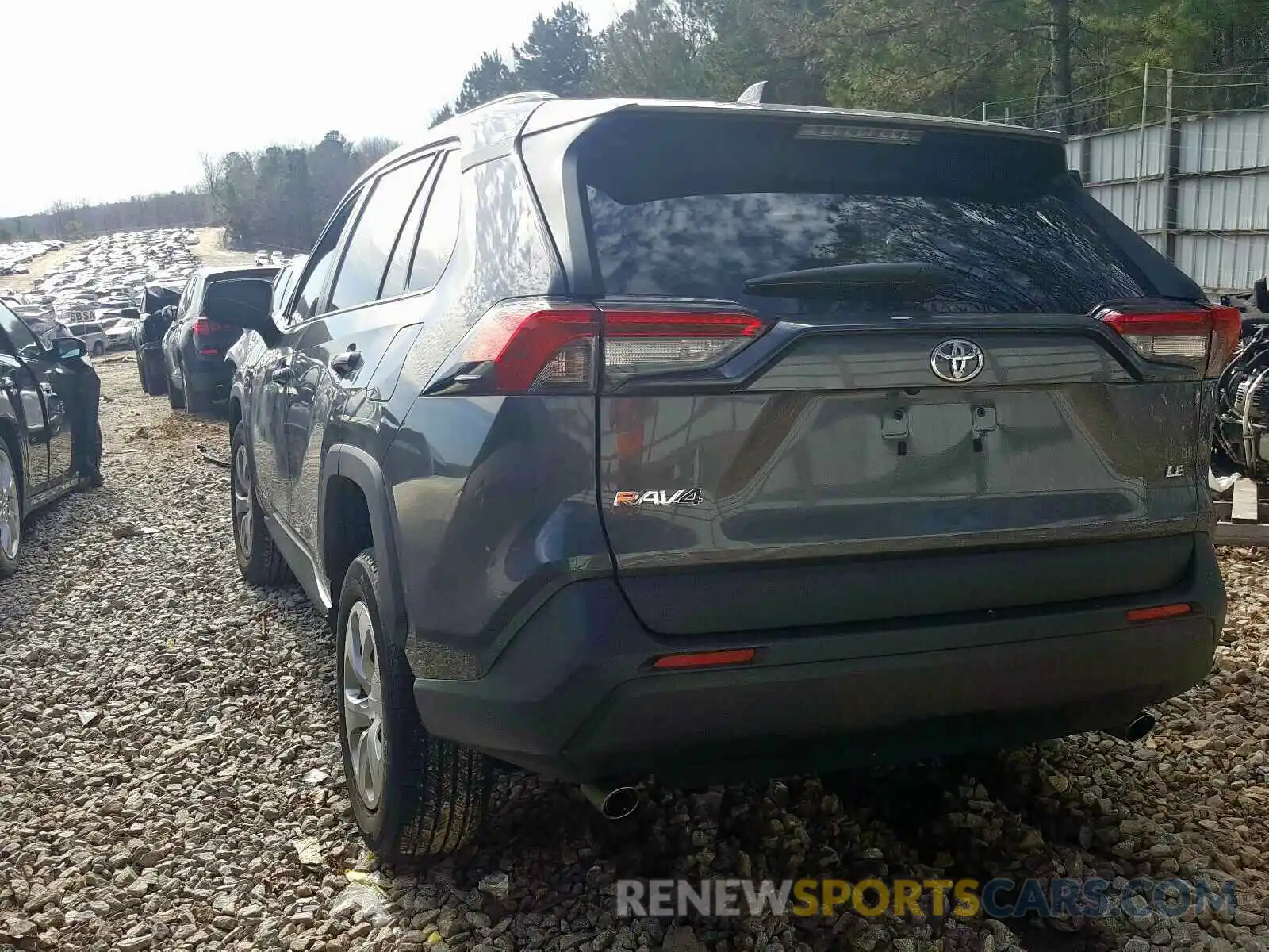 3 Photograph of a damaged car 2T3H1RFV6KW042727 TOYOTA RAV4 2019