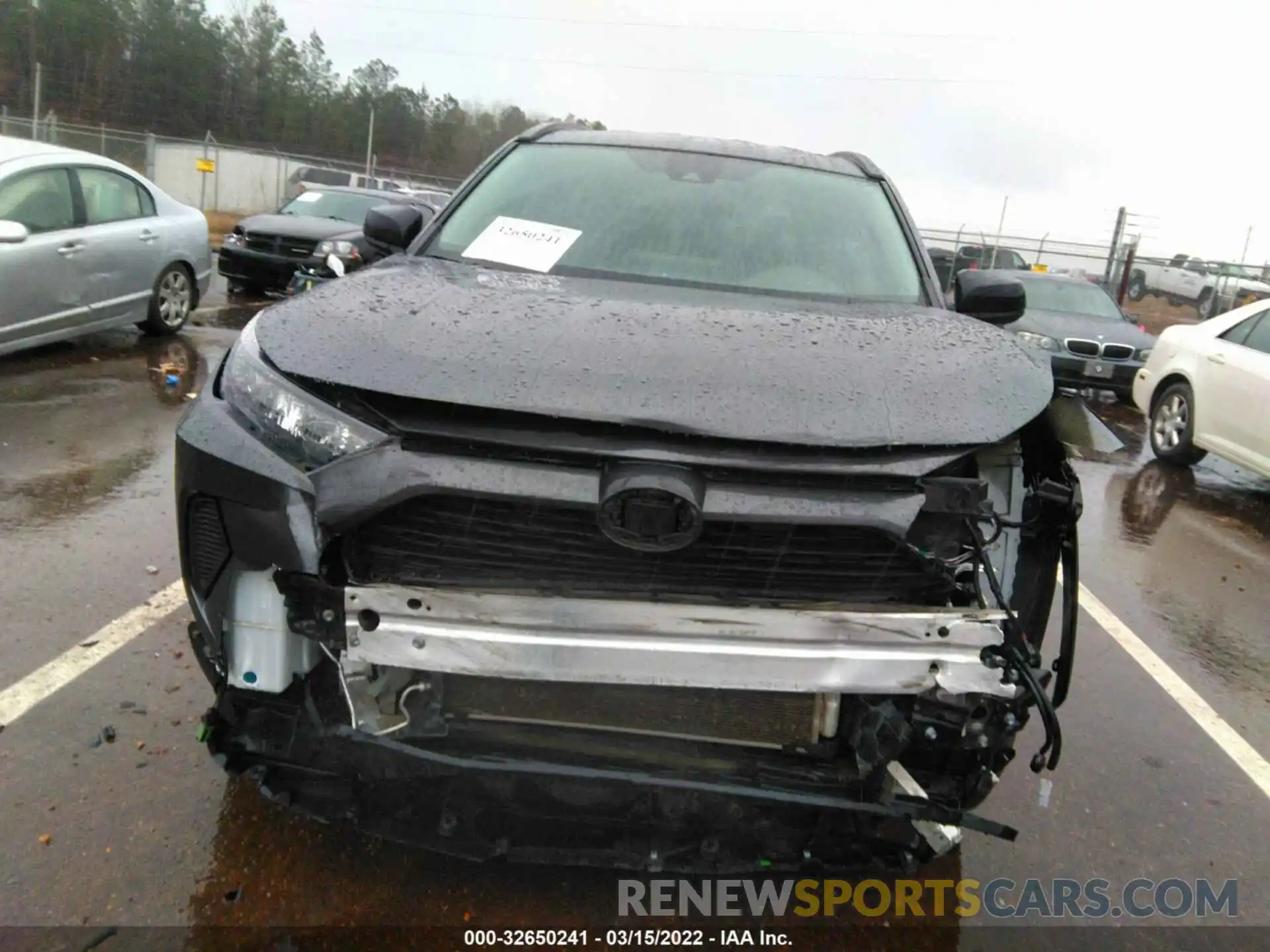 6 Photograph of a damaged car 2T3H1RFV6KW044252 TOYOTA RAV4 2019