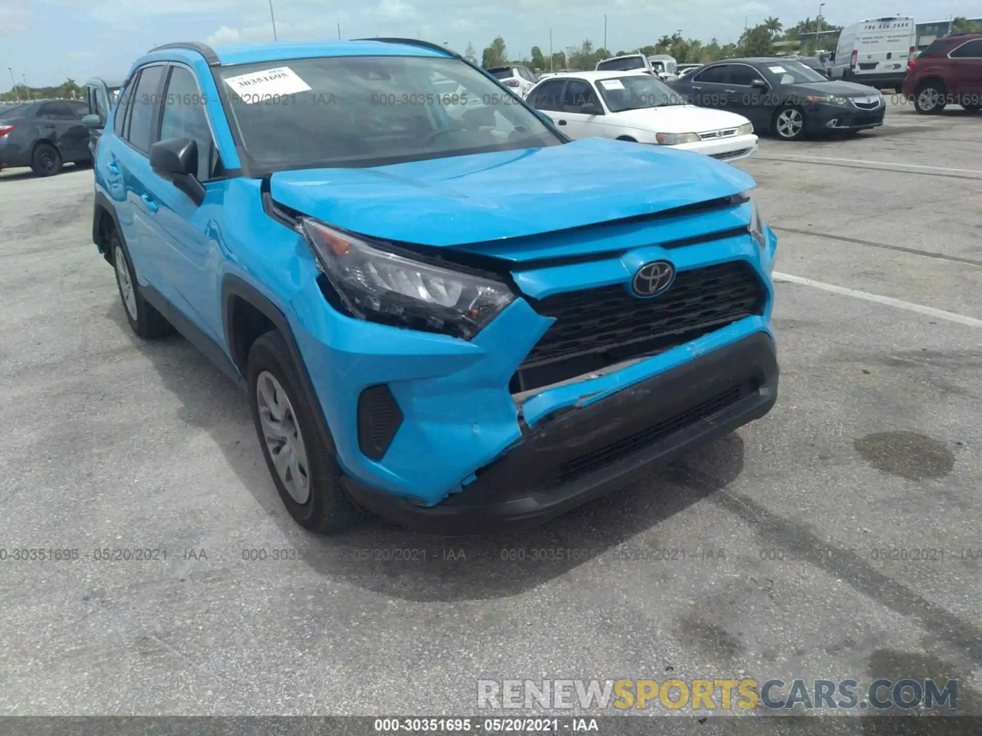 6 Photograph of a damaged car 2T3H1RFV6KW048687 TOYOTA RAV4 2019