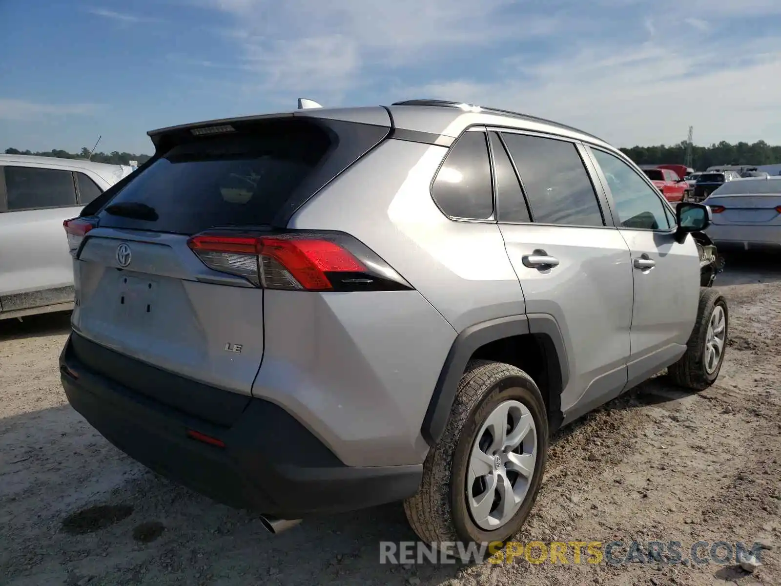 4 Фотография поврежденного автомобиля 2T3H1RFV6KW052190 TOYOTA RAV4 2019