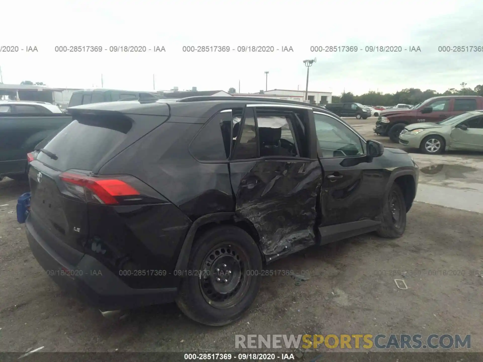 4 Photograph of a damaged car 2T3H1RFV6KW056921 TOYOTA RAV4 2019