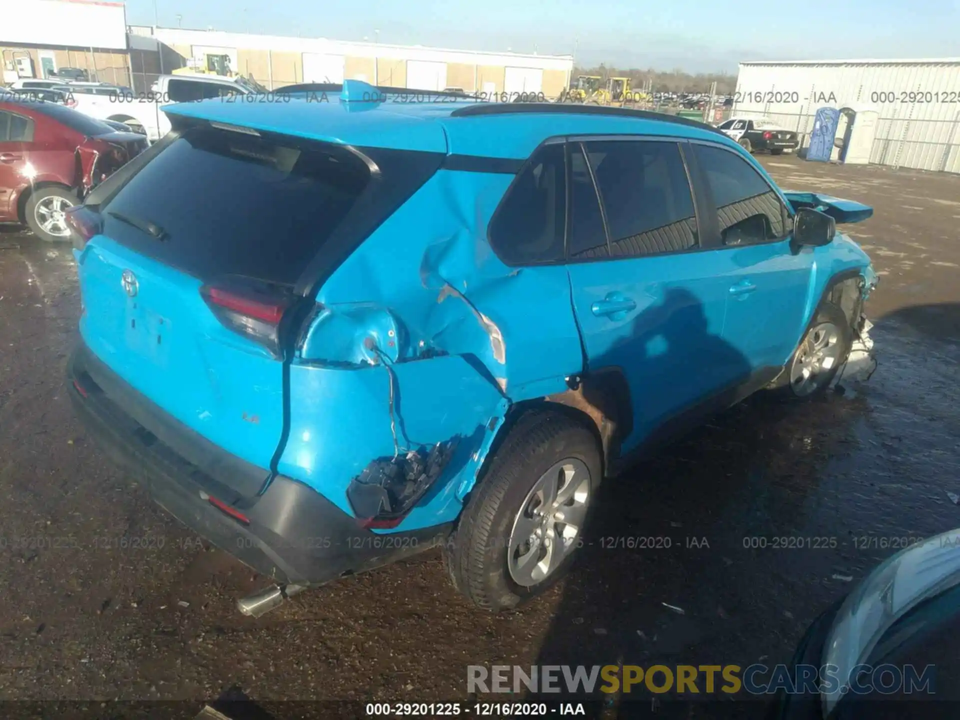 4 Photograph of a damaged car 2T3H1RFV7KC005526 TOYOTA RAV4 2019