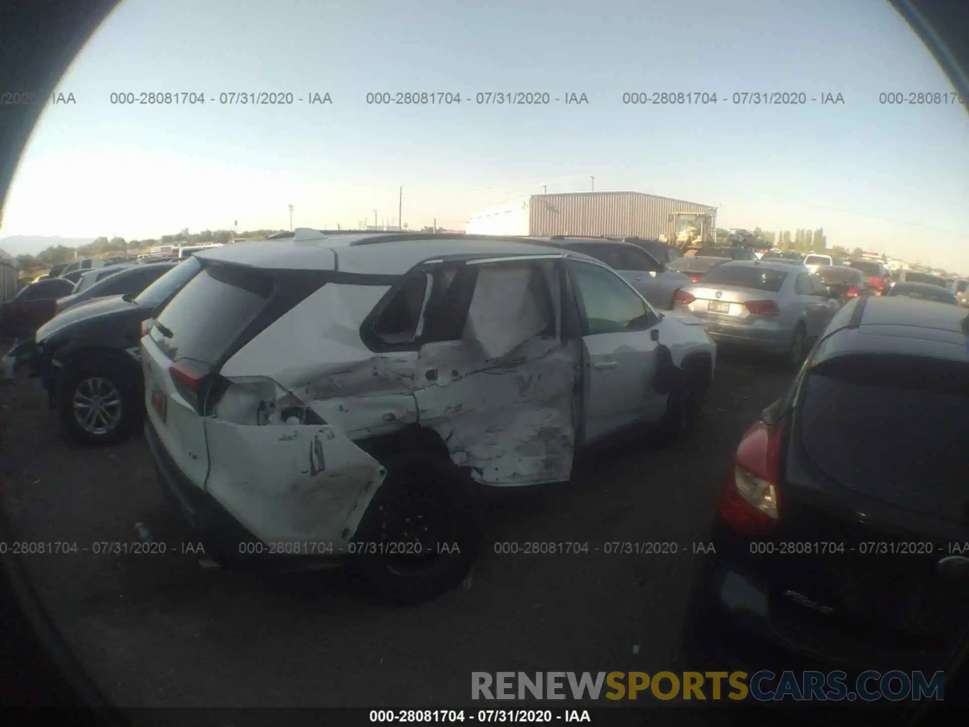 4 Photograph of a damaged car 2T3H1RFV7KC016963 TOYOTA RAV4 2019