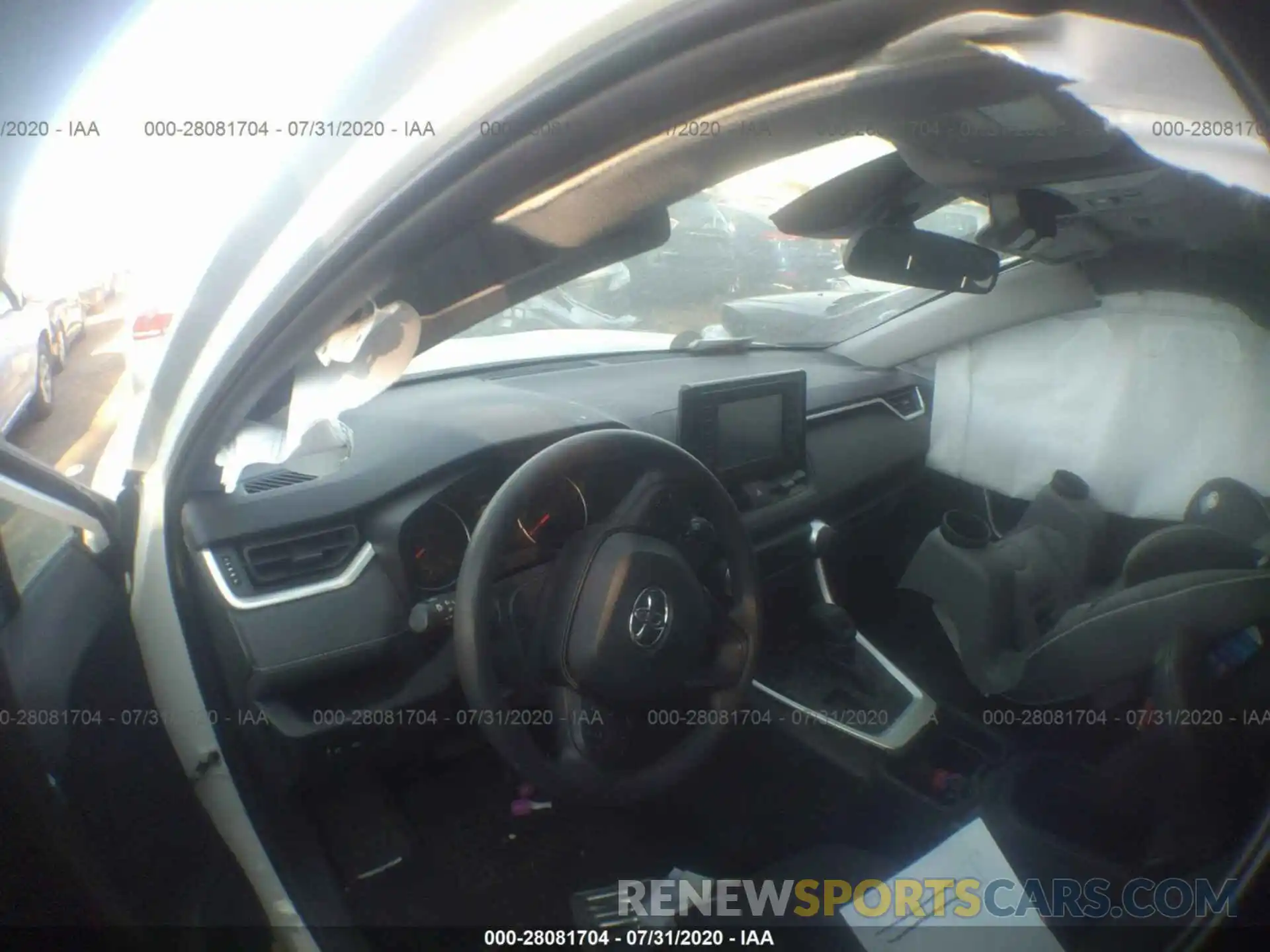 5 Photograph of a damaged car 2T3H1RFV7KC016963 TOYOTA RAV4 2019