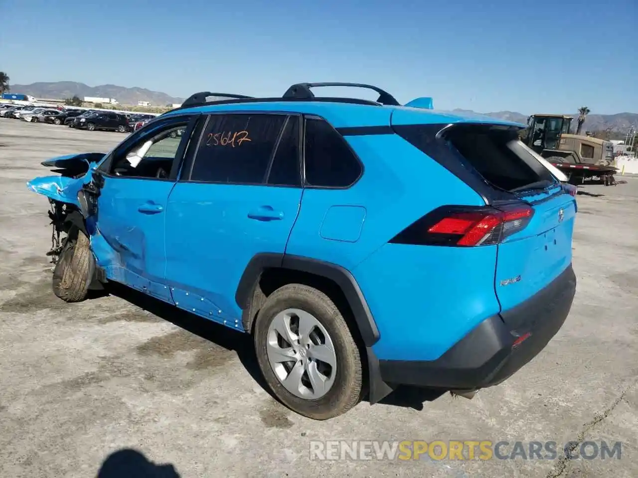 3 Фотография поврежденного автомобиля 2T3H1RFV7KC022746 TOYOTA RAV4 2019