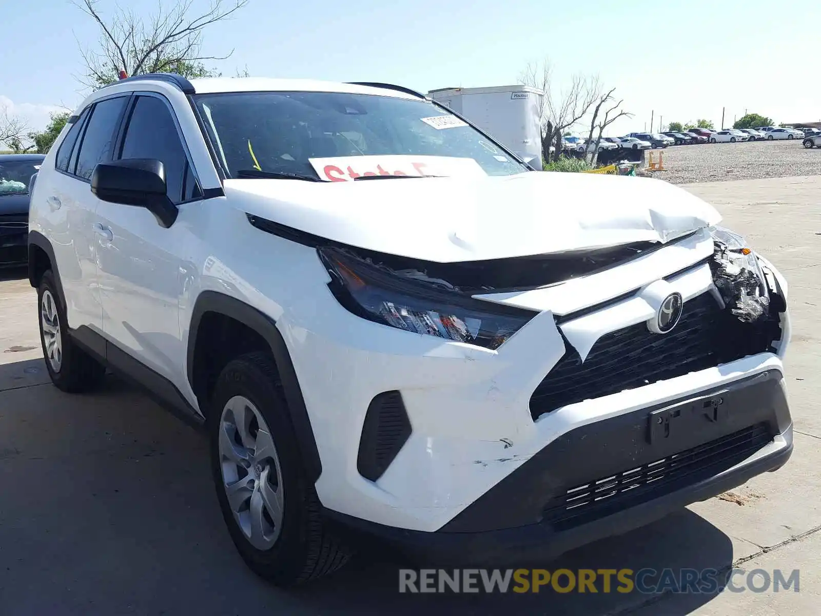 1 Photograph of a damaged car 2T3H1RFV7KC025405 TOYOTA RAV4 2019