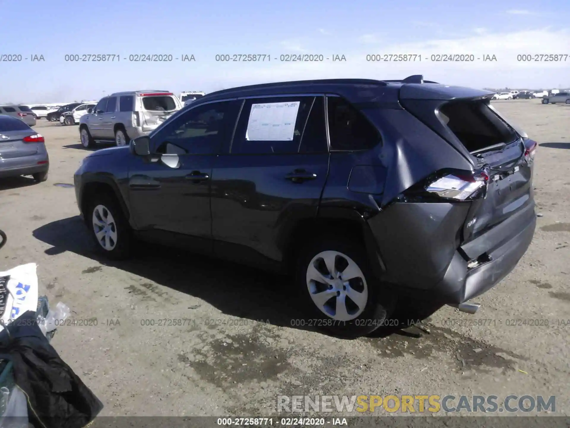 3 Photograph of a damaged car 2T3H1RFV7KC027364 TOYOTA RAV4 2019