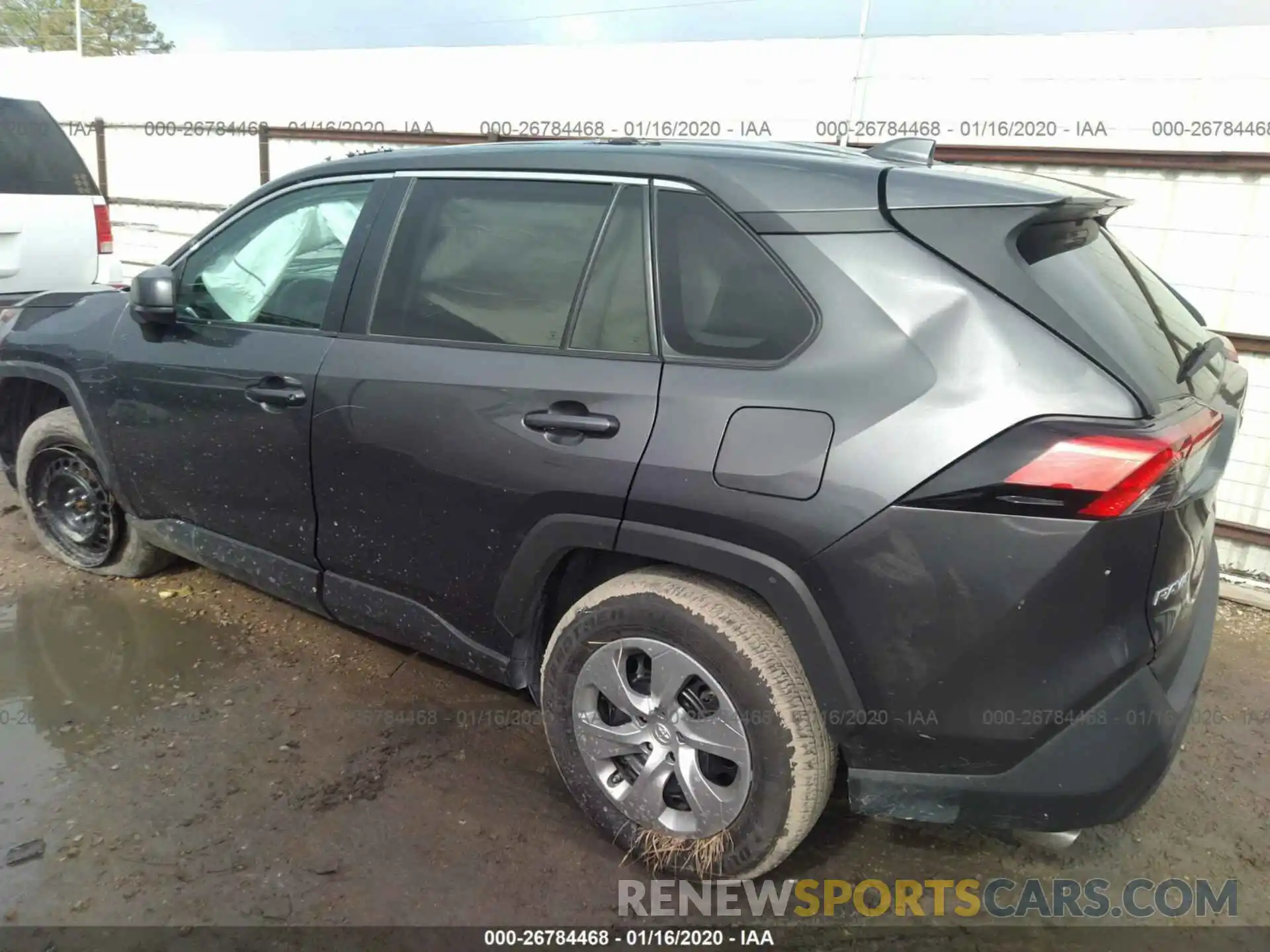 3 Фотография поврежденного автомобиля 2T3H1RFV7KW003211 TOYOTA RAV4 2019