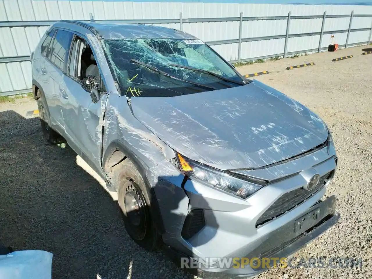 9 Photograph of a damaged car 2T3H1RFV7KW003659 TOYOTA RAV4 2019