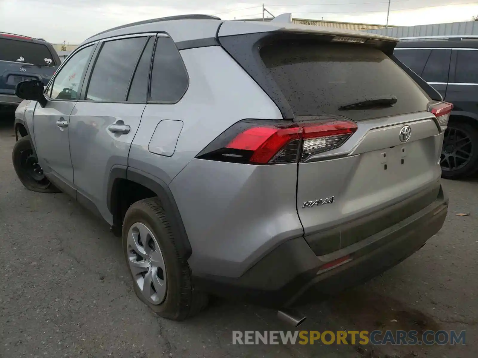 3 Photograph of a damaged car 2T3H1RFV7KW009414 TOYOTA RAV4 2019