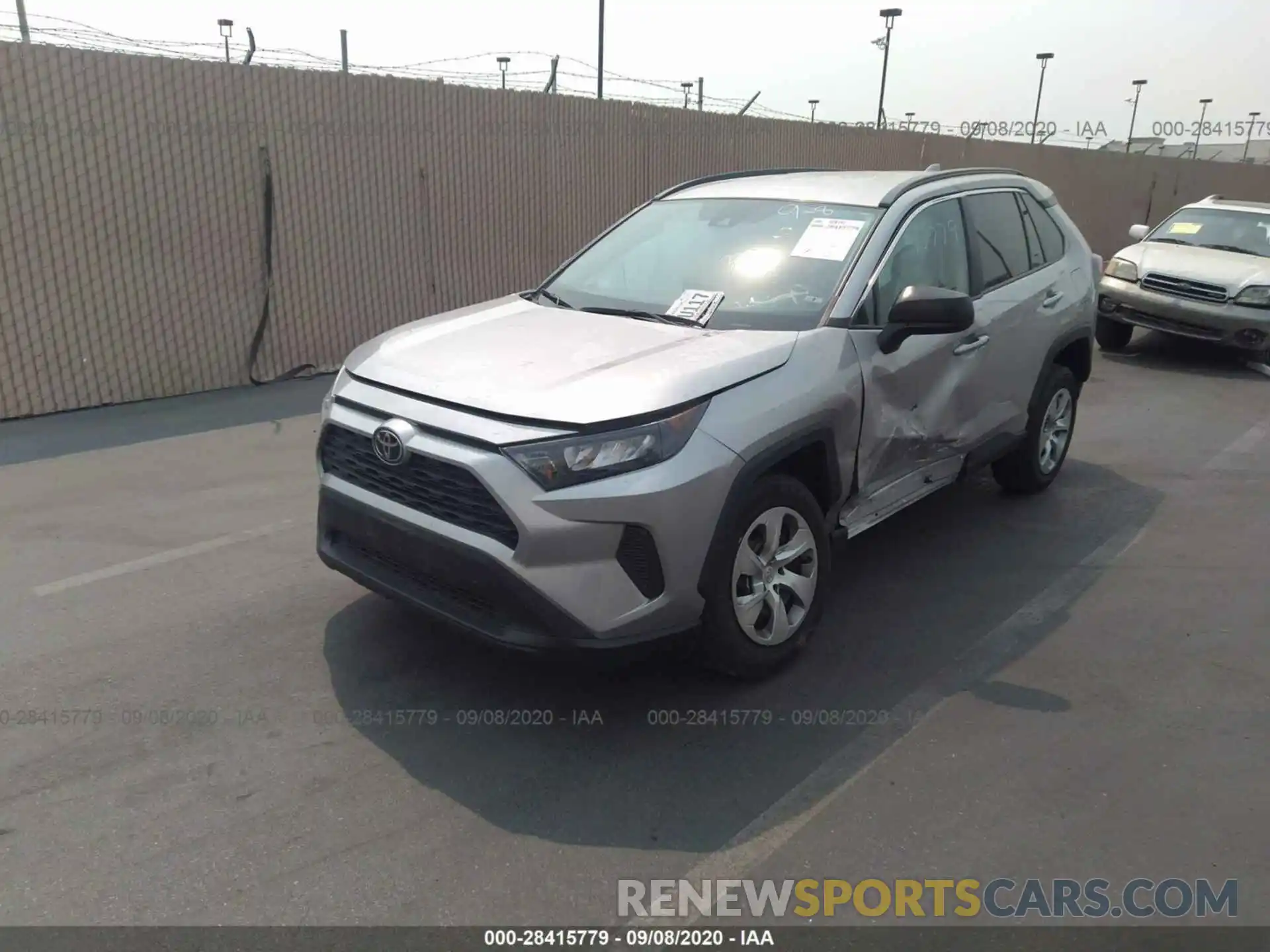 2 Фотография поврежденного автомобиля 2T3H1RFV7KW014693 TOYOTA RAV4 2019