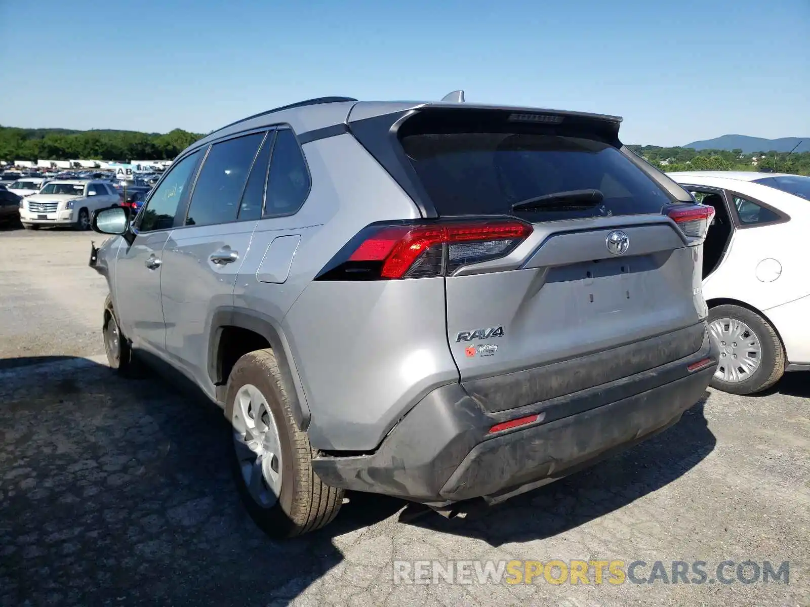 3 Photograph of a damaged car 2T3H1RFV7KW019733 TOYOTA RAV4 2019