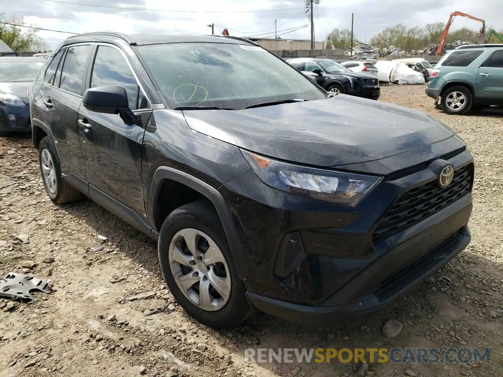 1 Photograph of a damaged car 2T3H1RFV7KW021384 TOYOTA RAV4 2019