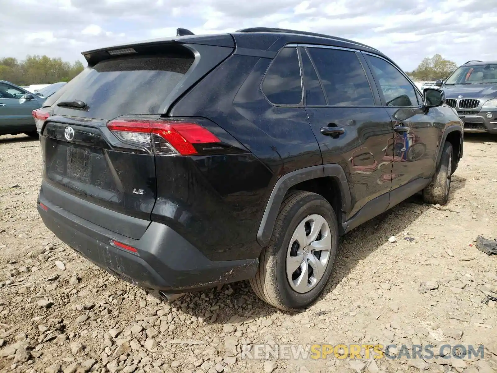 4 Фотография поврежденного автомобиля 2T3H1RFV7KW021384 TOYOTA RAV4 2019