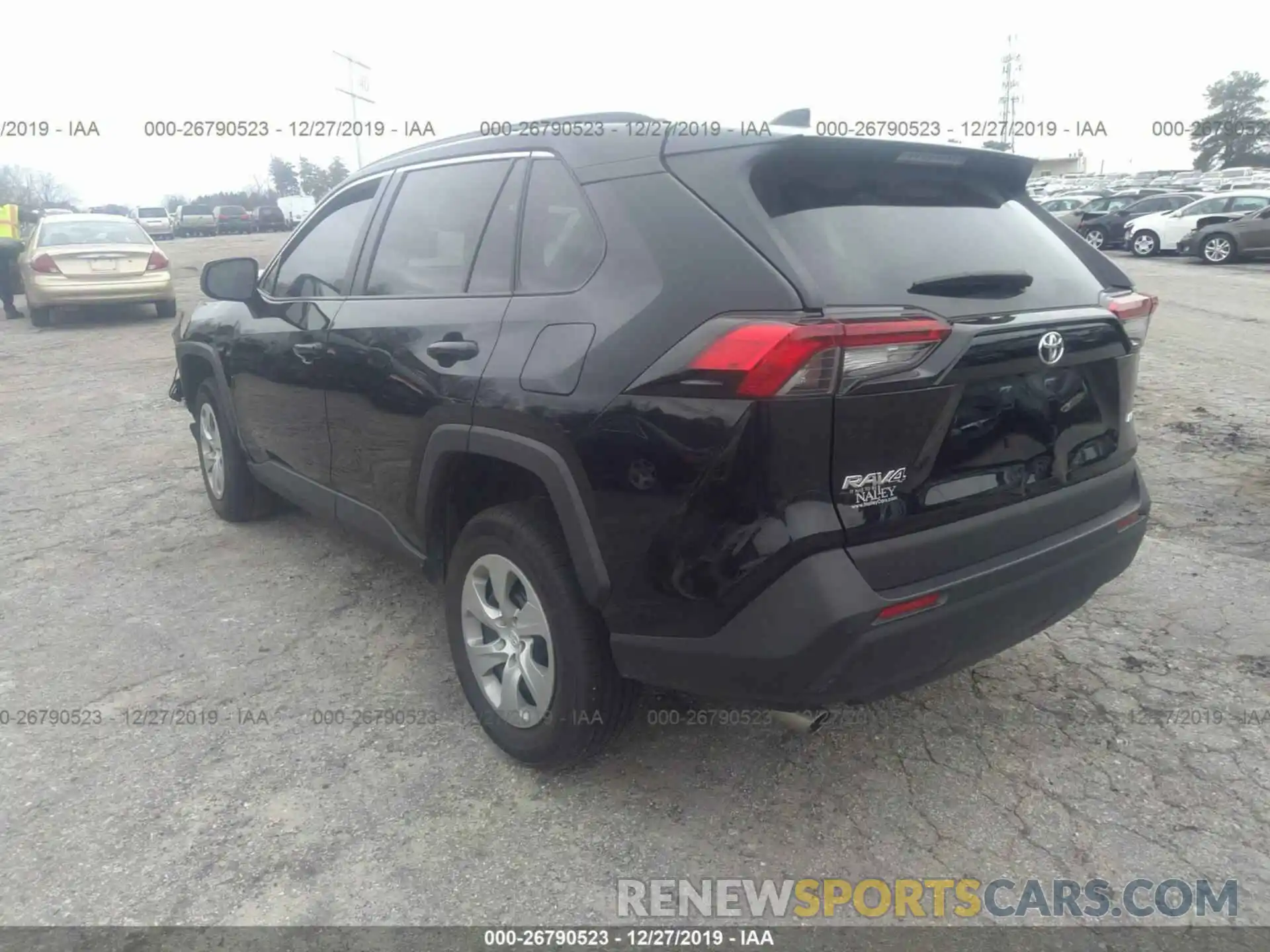 3 Photograph of a damaged car 2T3H1RFV7KW022566 TOYOTA RAV4 2019