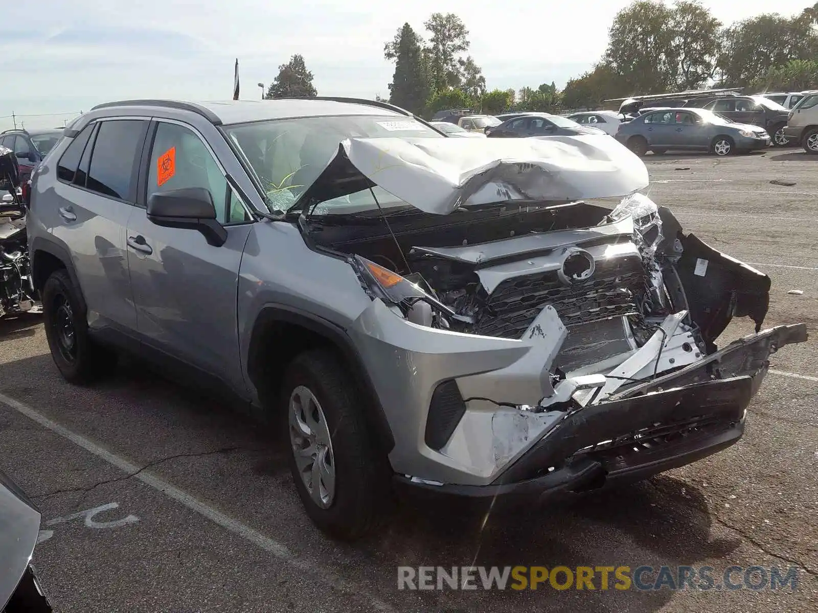 1 Photograph of a damaged car 2T3H1RFV7KW026830 TOYOTA RAV4 2019