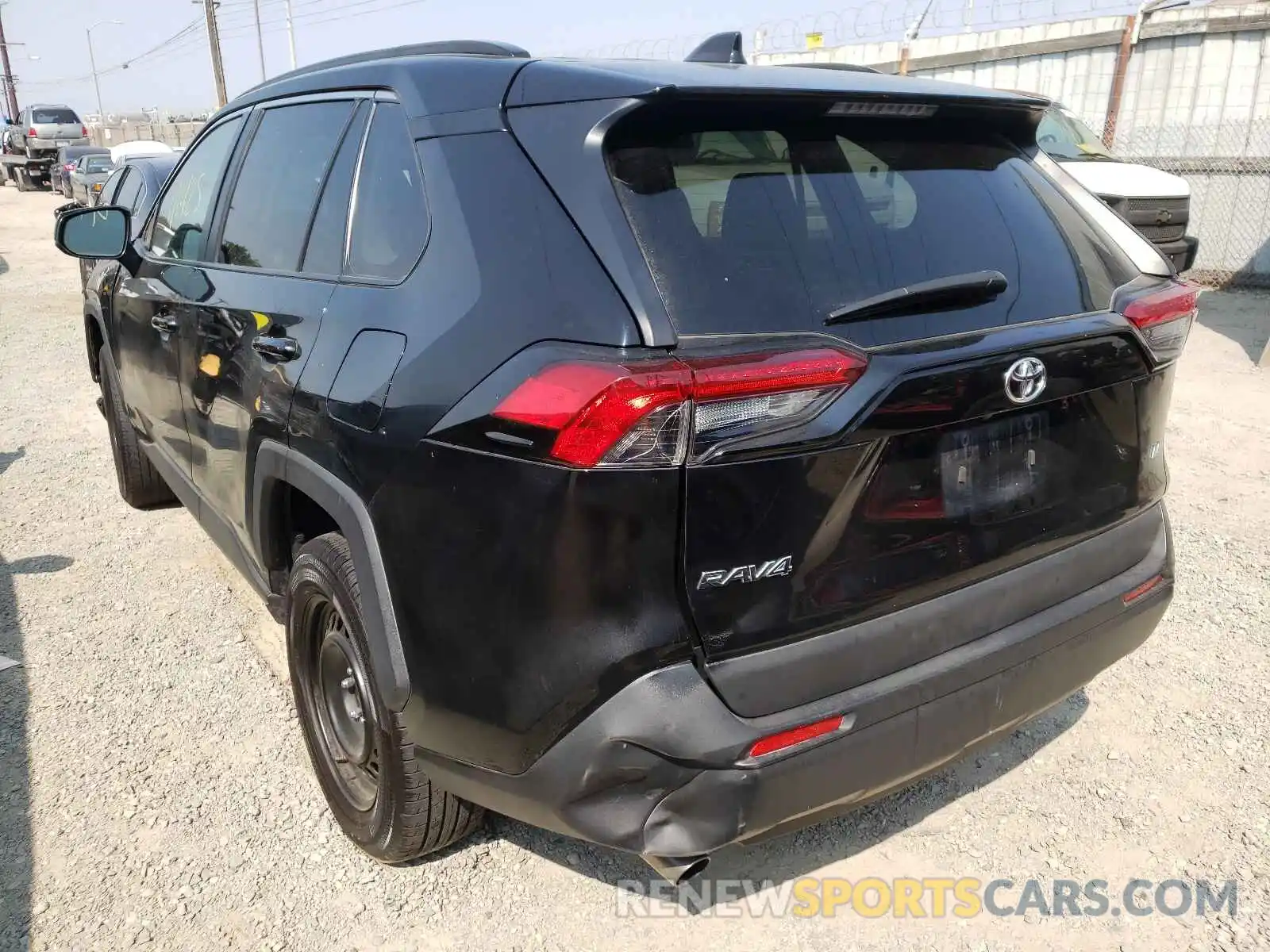 3 Photograph of a damaged car 2T3H1RFV7KW027847 TOYOTA RAV4 2019