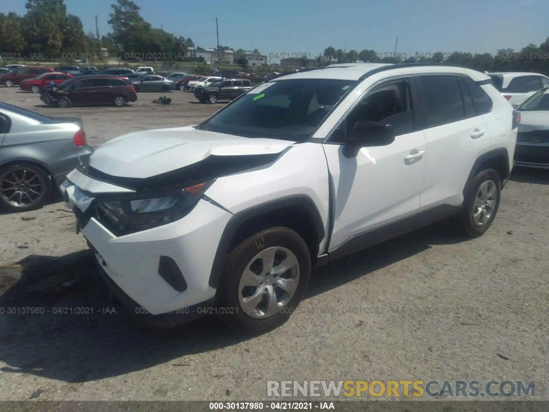 2 Photograph of a damaged car 2T3H1RFV7KW032675 TOYOTA RAV4 2019