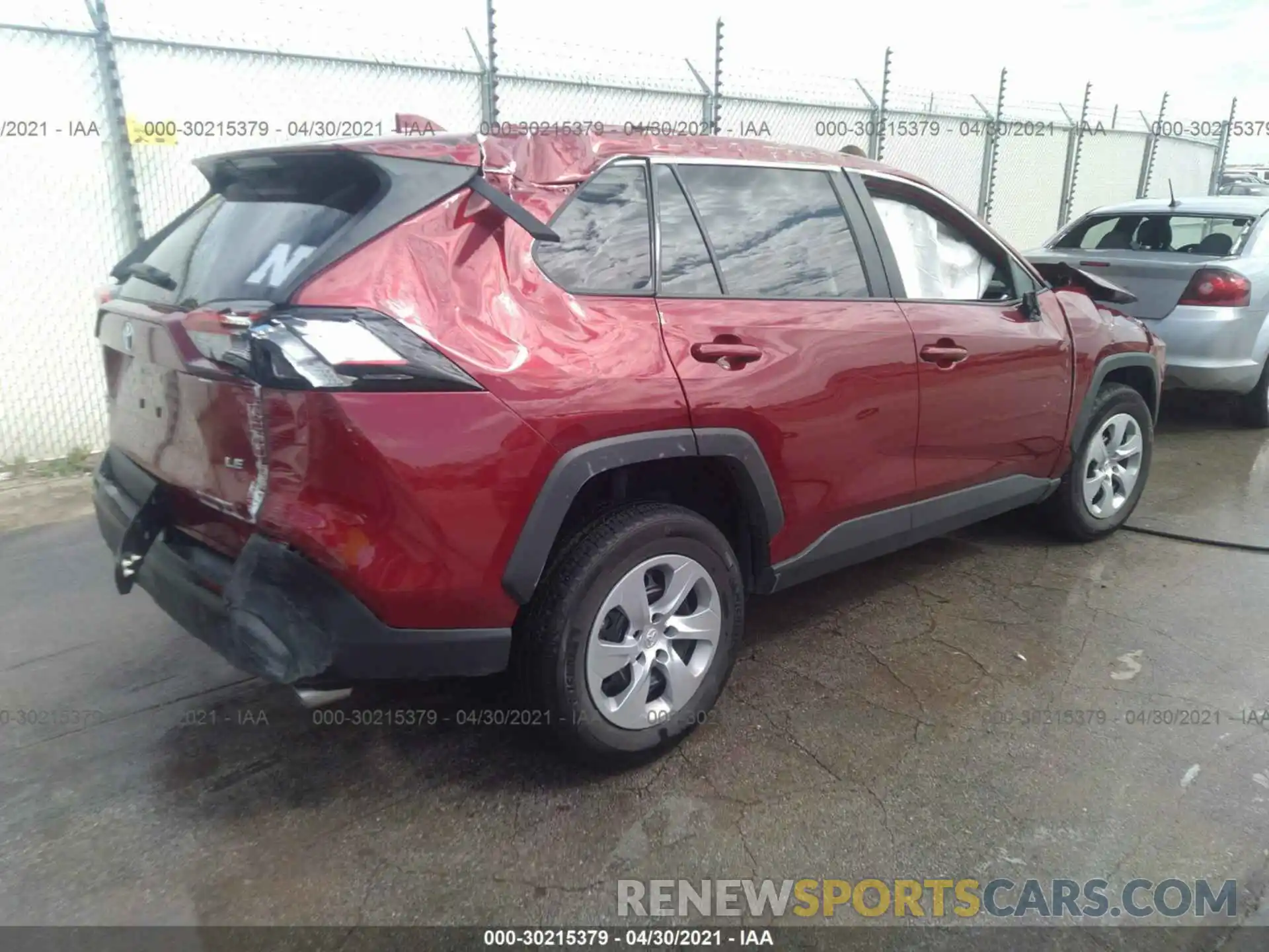 4 Photograph of a damaged car 2T3H1RFV7KW037150 TOYOTA RAV4 2019